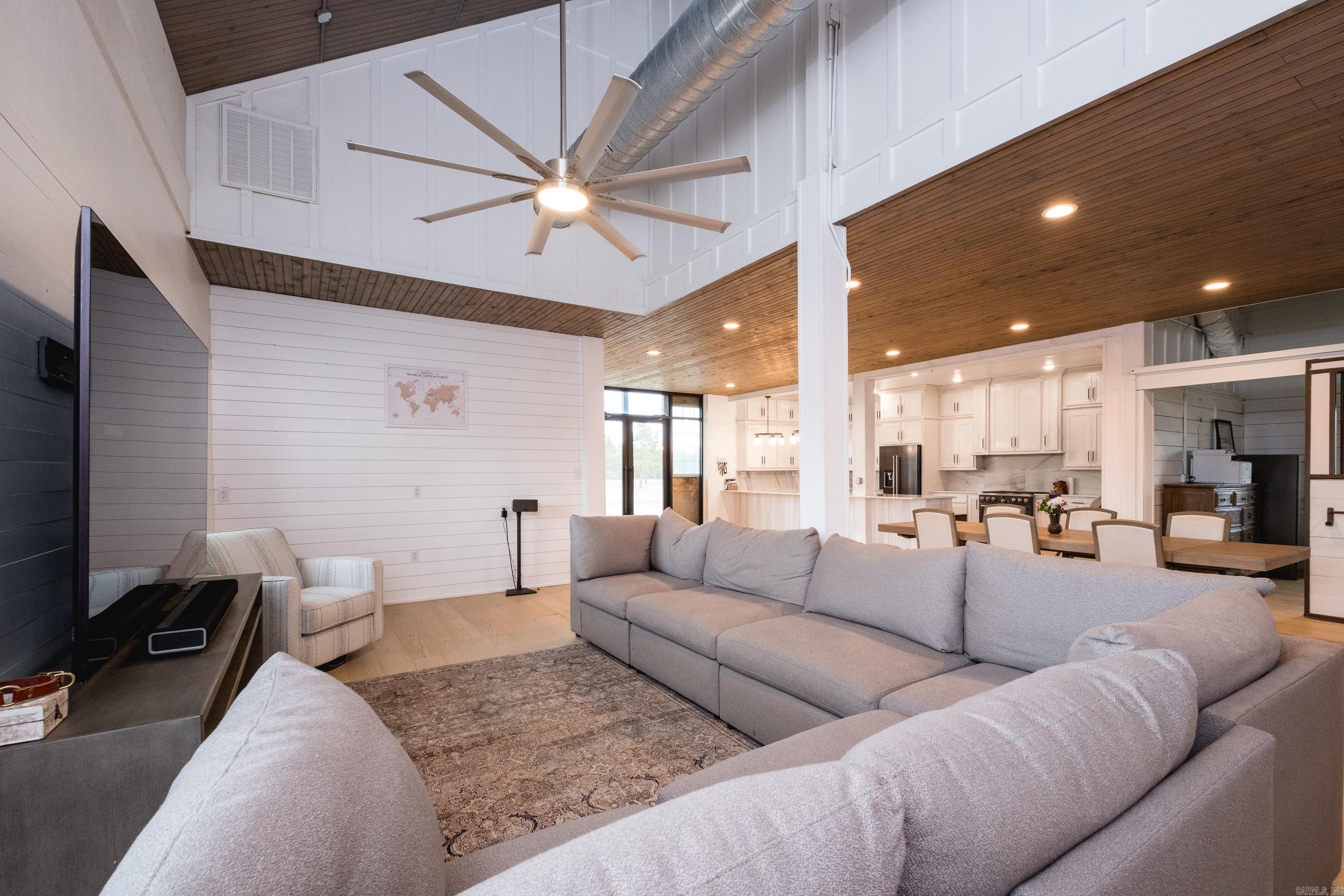 19901 Highway 300 Roland, AR 72135