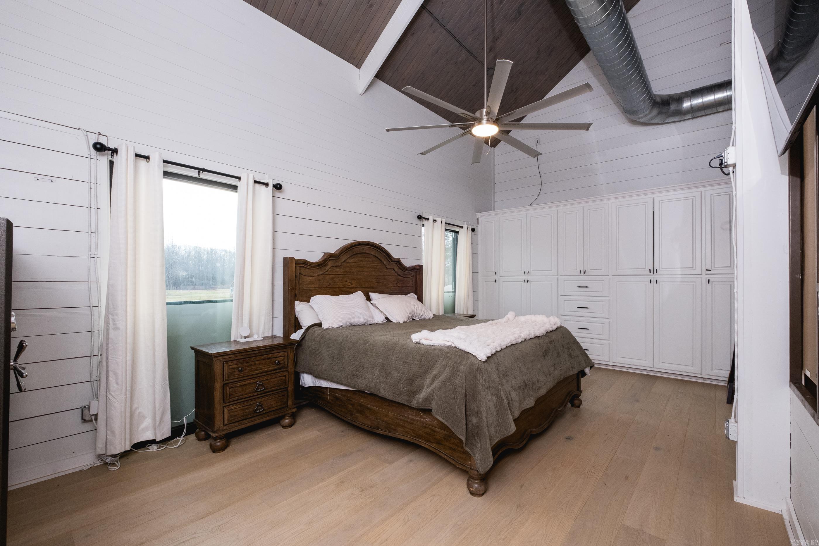 19901 Highway 300 Roland, AR 72135