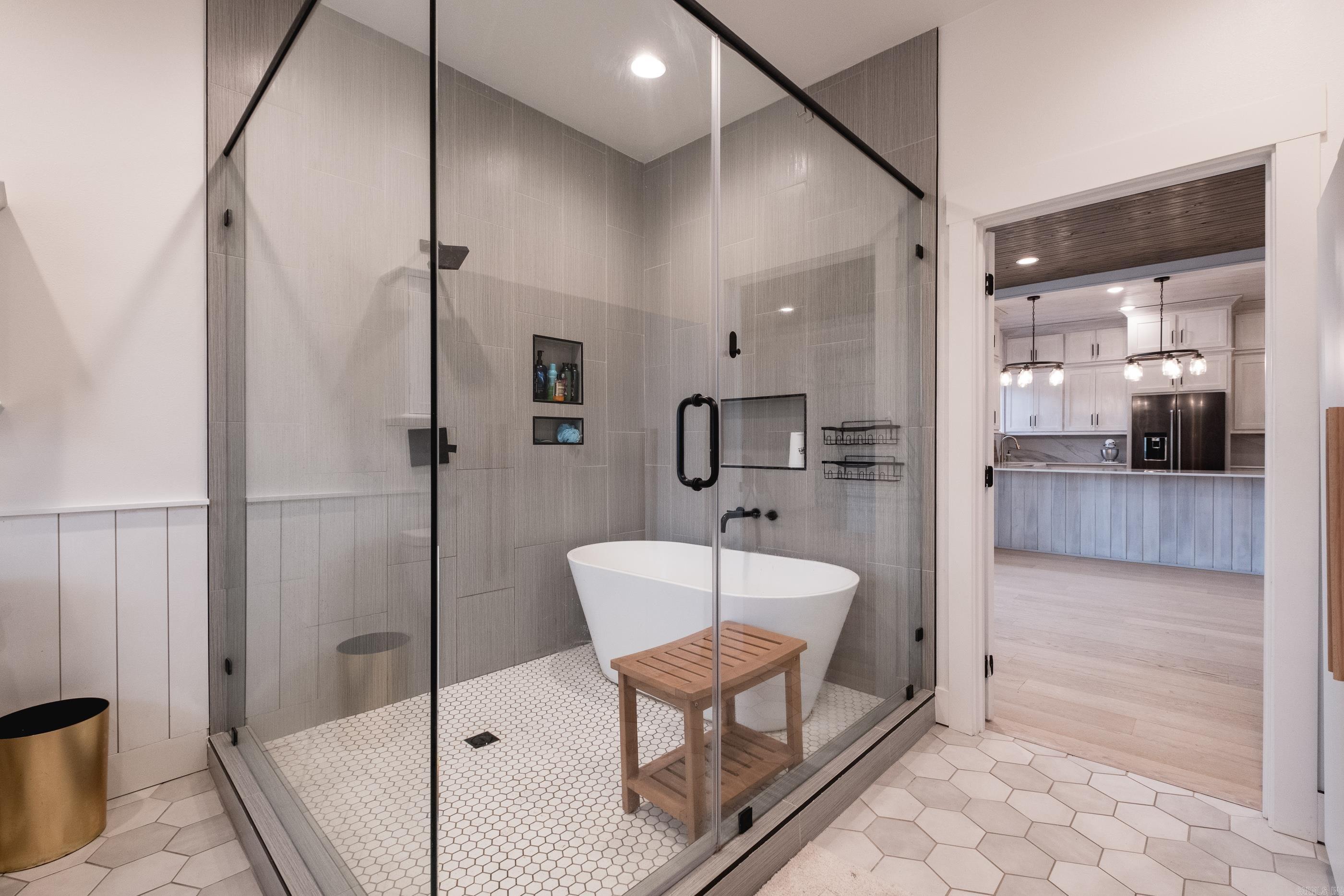 19901 Highway 300  Roland, AR