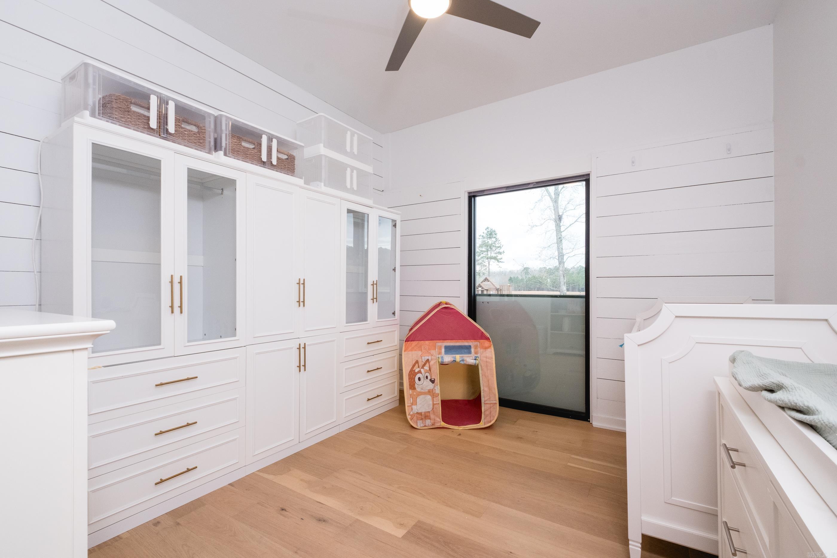 19901 Highway 300 Roland, AR 72135