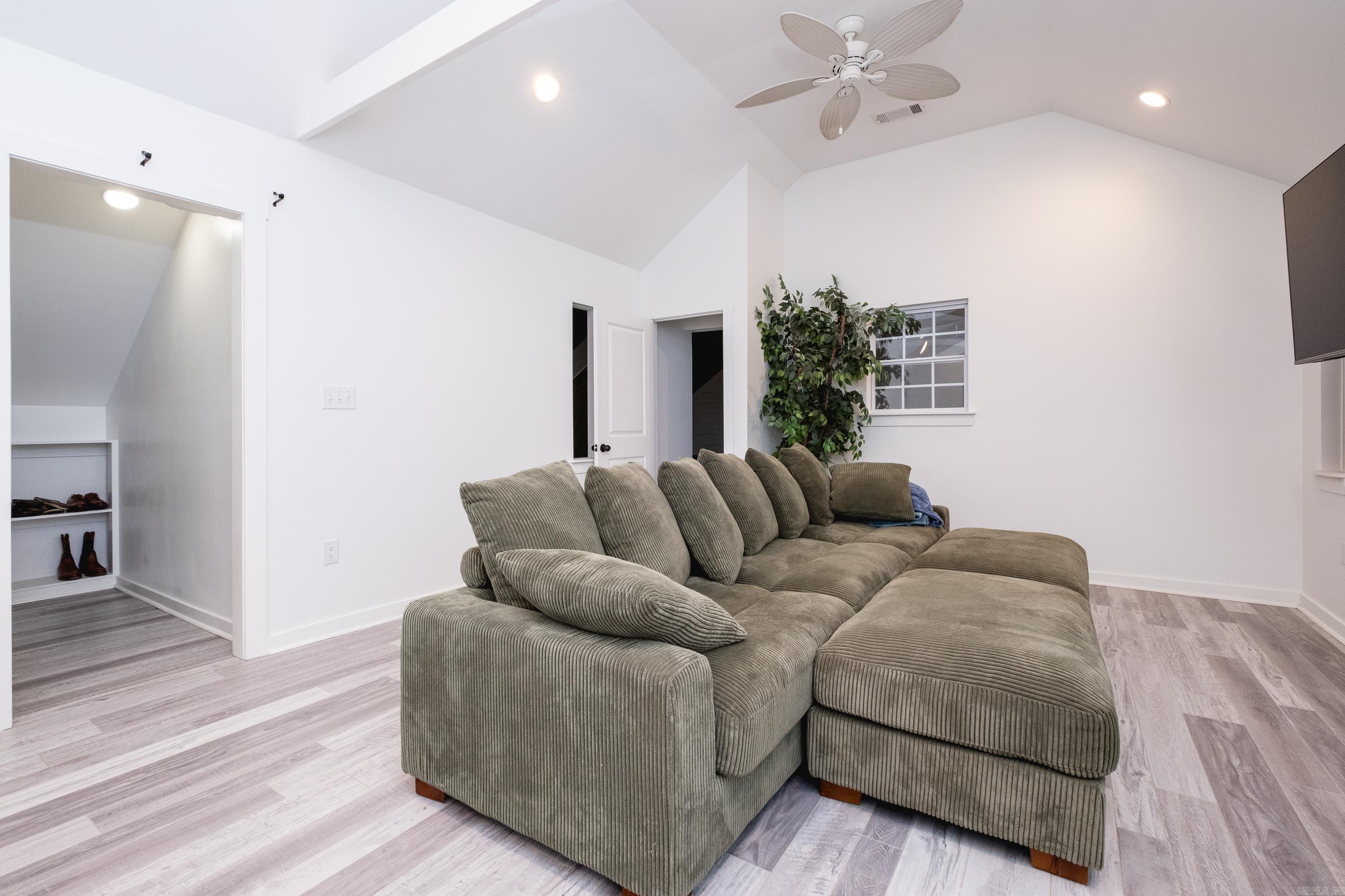 19901 Highway 300 Roland, AR 72135