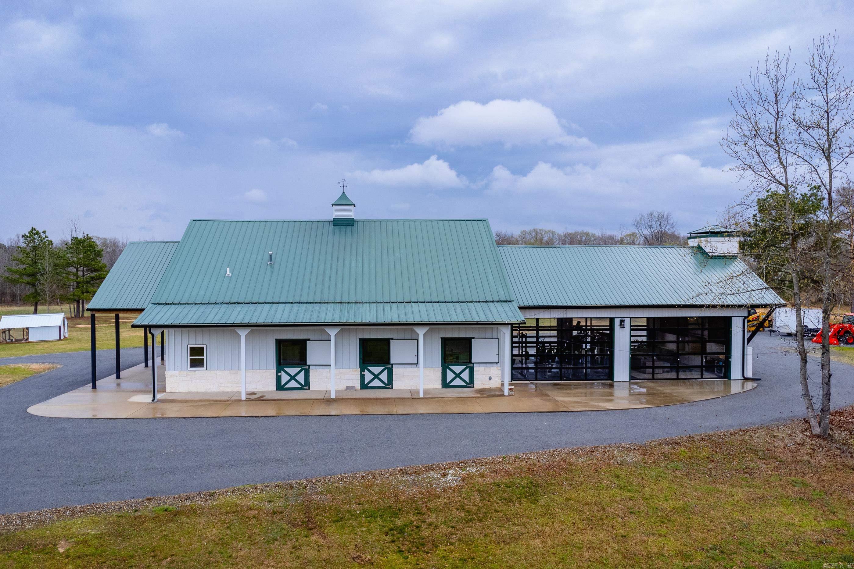 19901 Highway 300 Roland, AR 72135