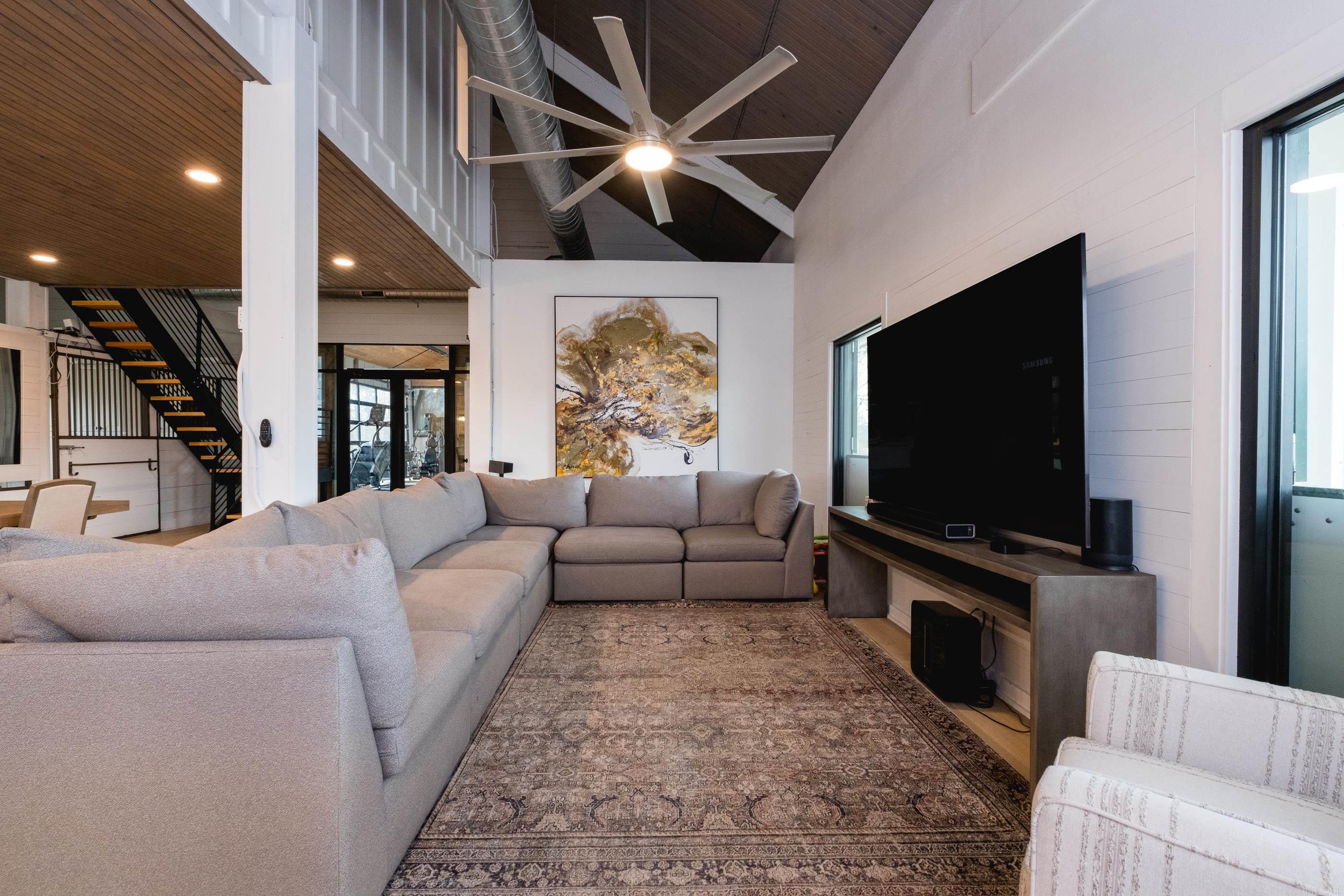 19901 Highway 300  Roland, AR