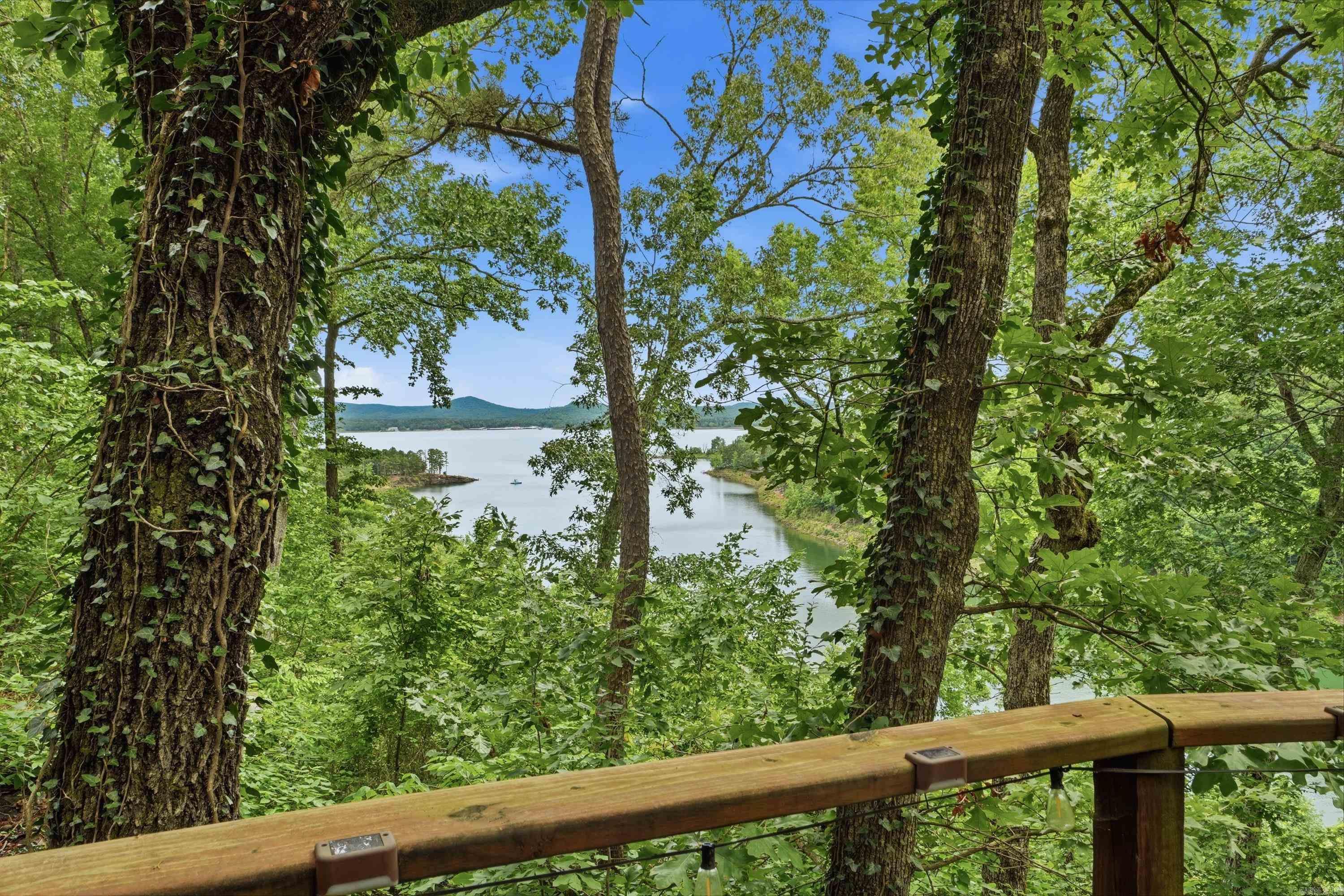 244 Lynn Creek  Fairfield Bay, AR