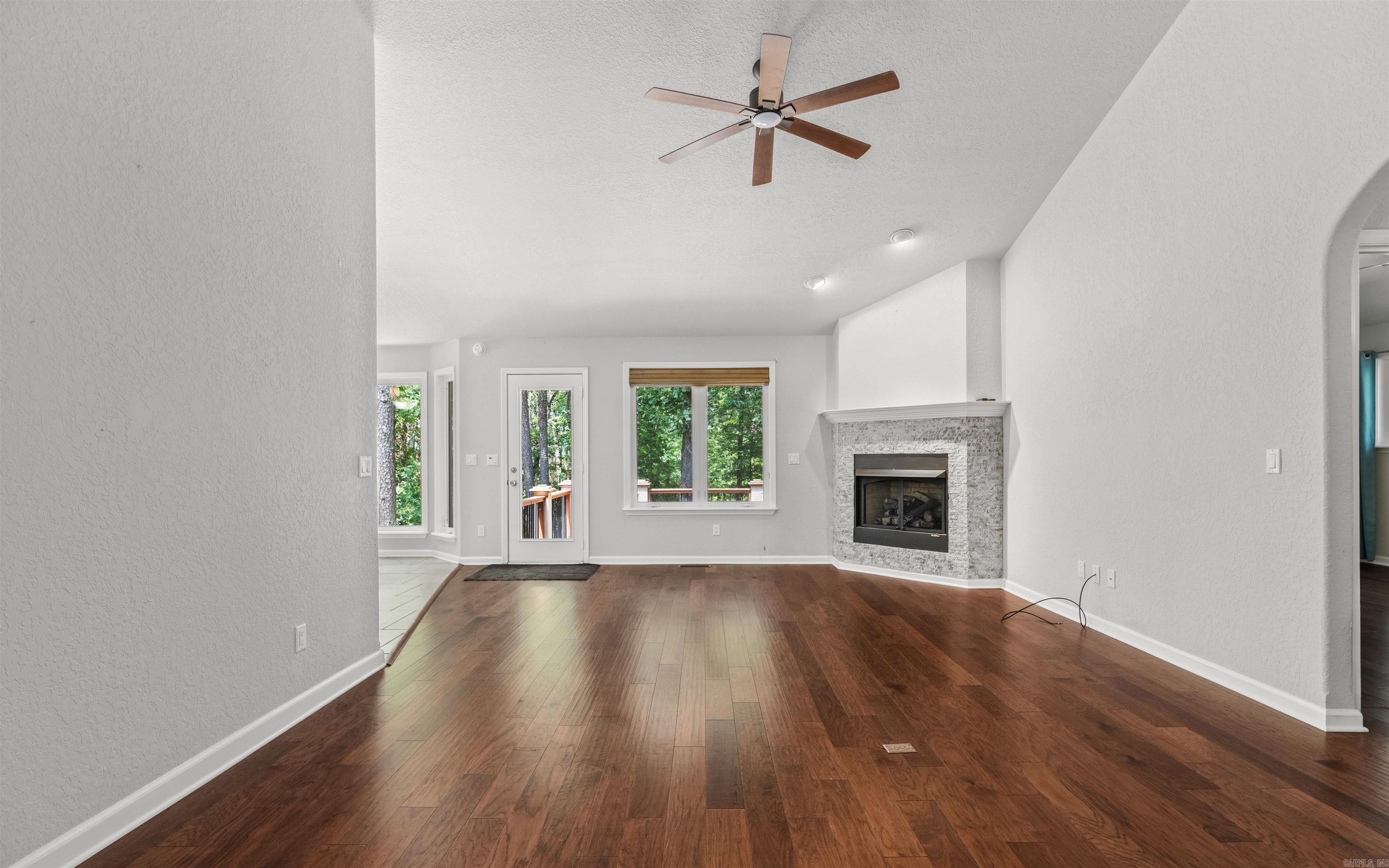 74 Medina  Hot Springs Village, AR