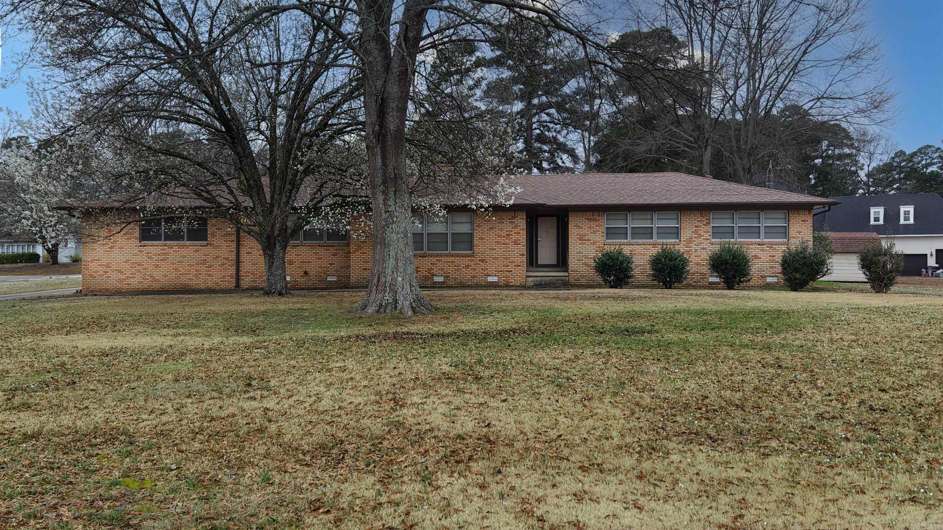 7704 Dollarway  White Hall, AR