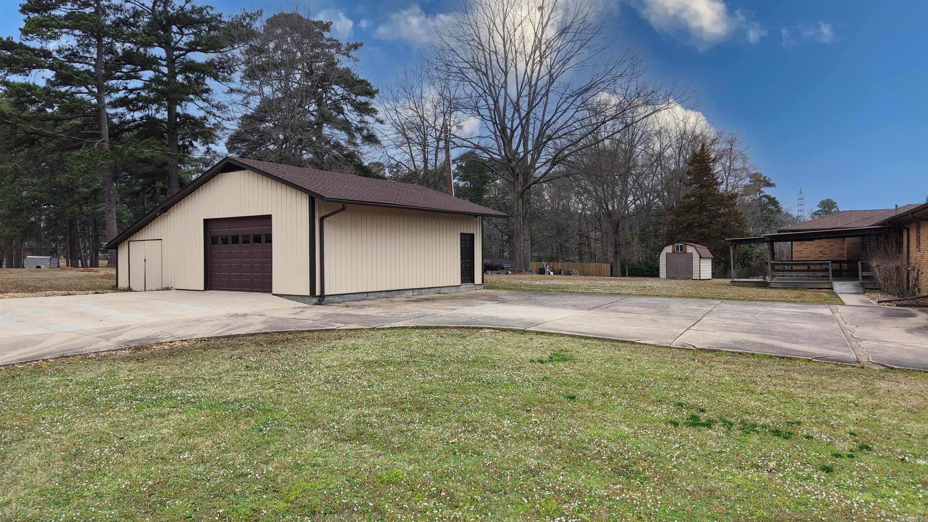 7704 Dollarway  White Hall, AR