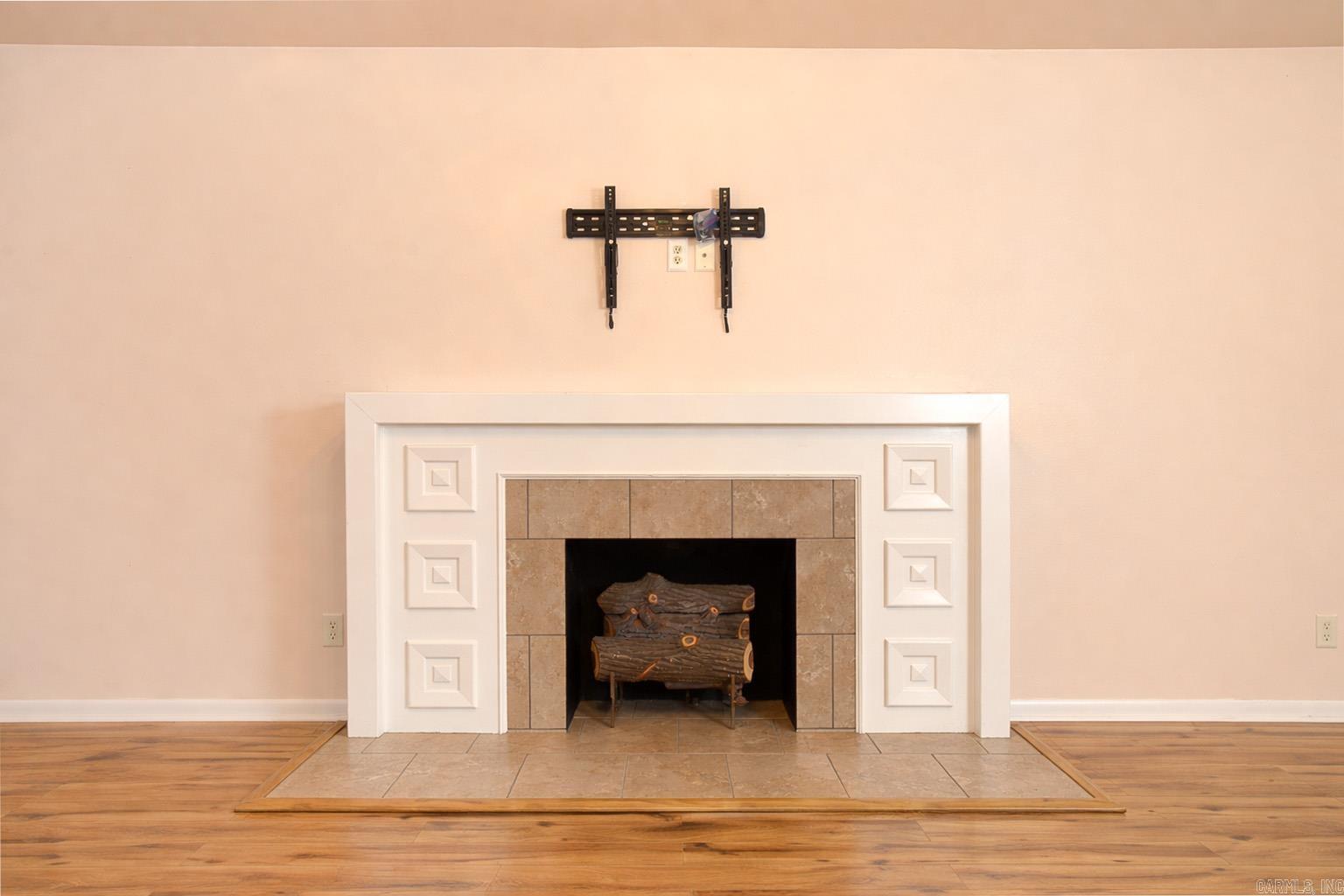 7704 Dollarway  White Hall, AR