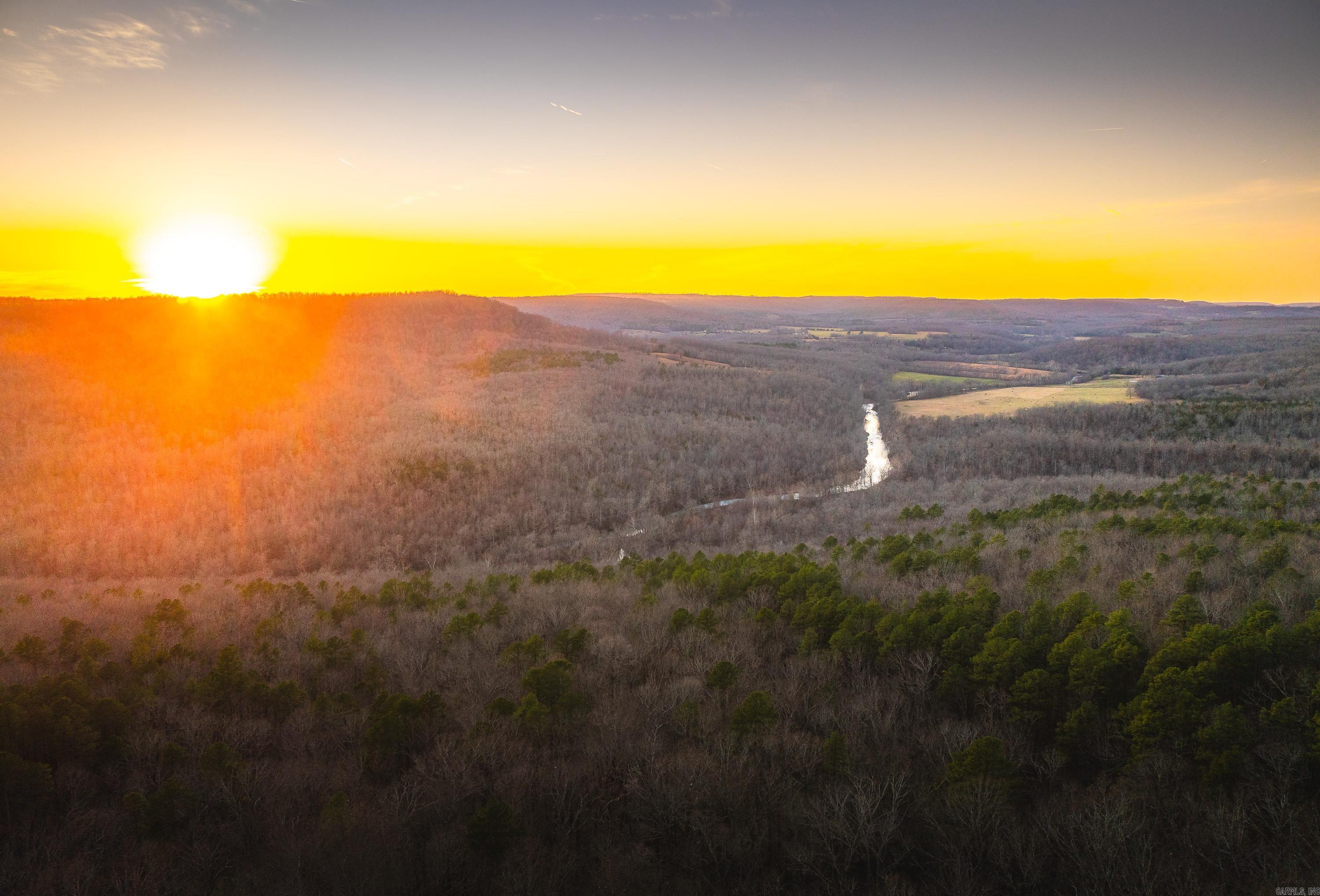 1645 Prism Dr  Leslie, AR