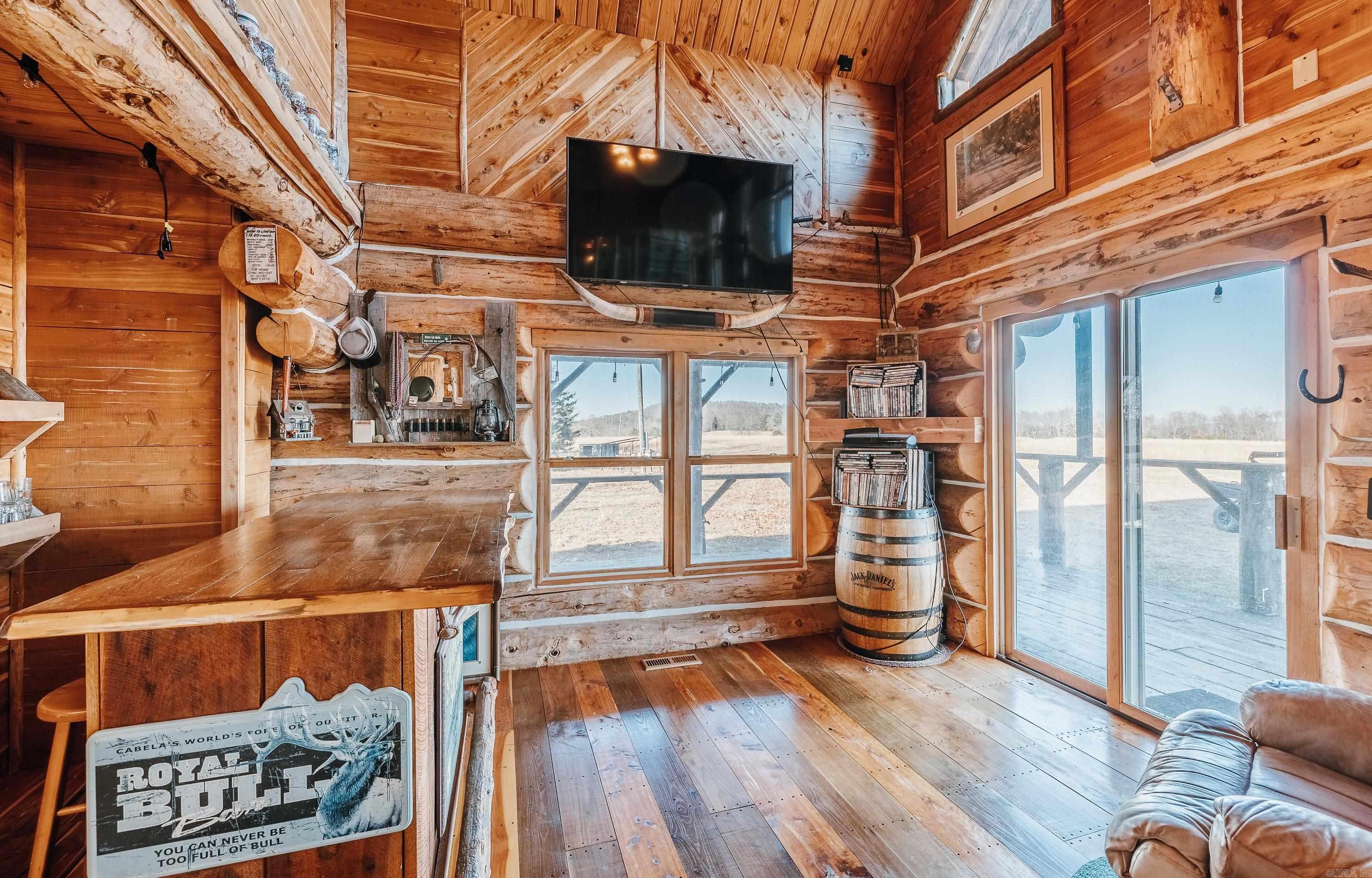 1645 Prism Dr  Leslie, AR