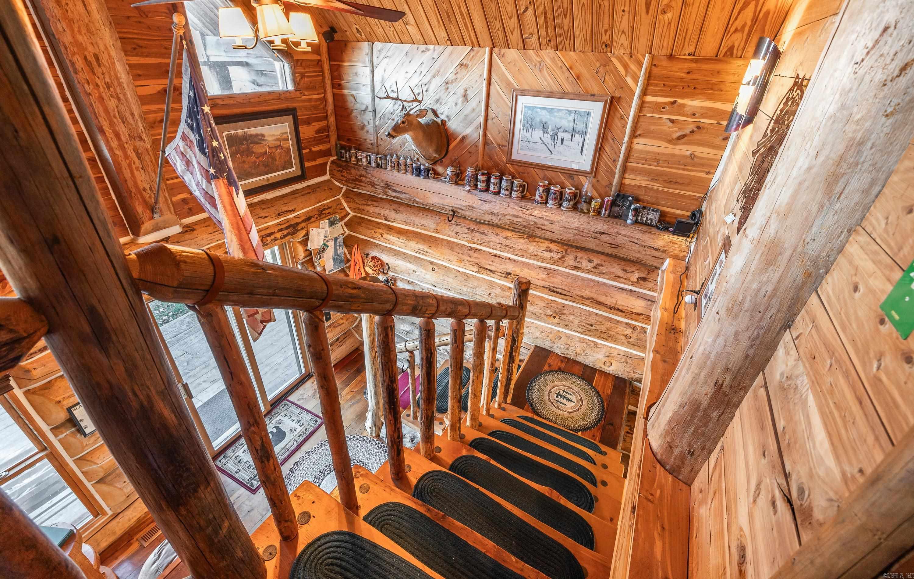 1645 Prism Dr  Leslie, AR