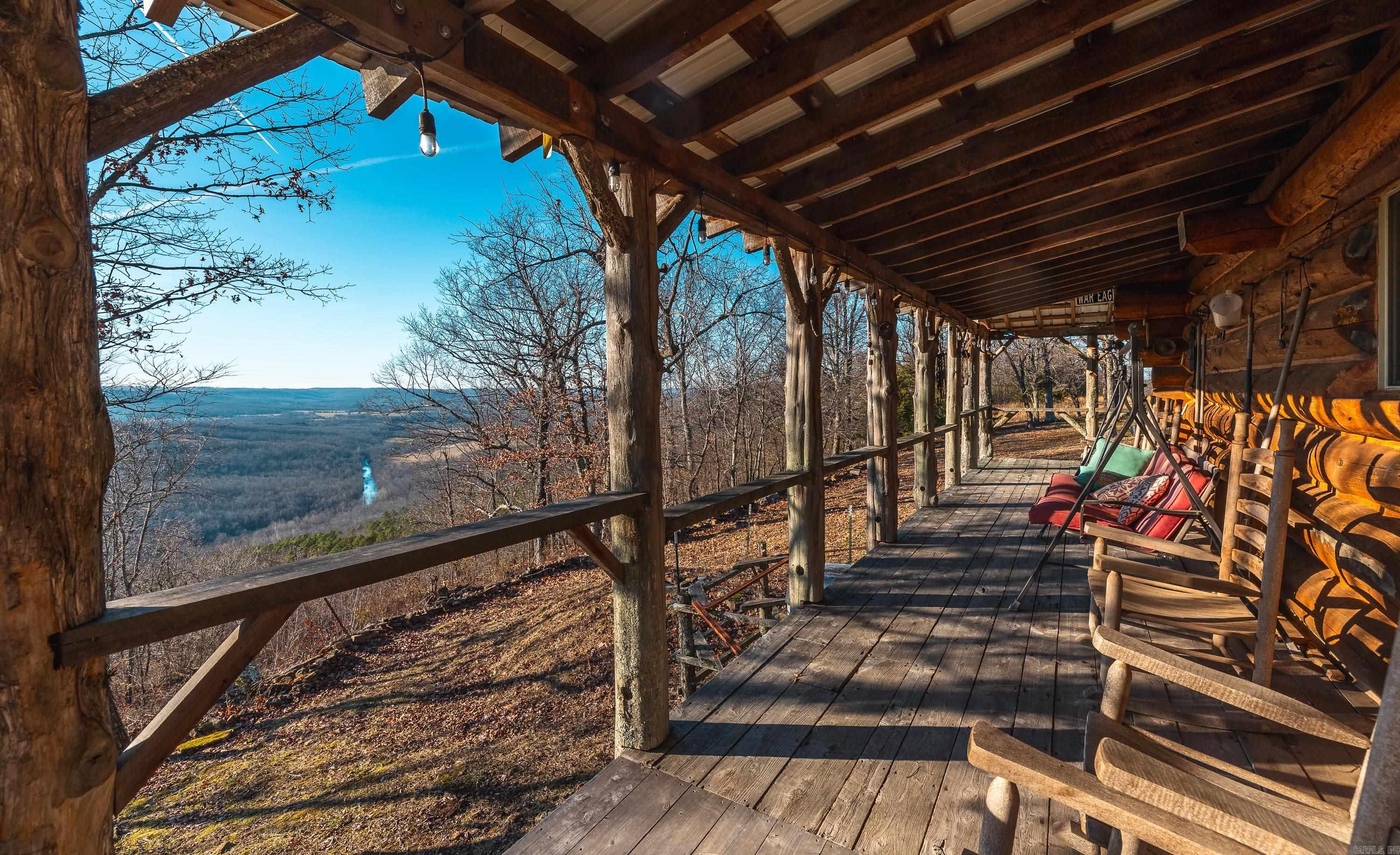 1645 Prism Dr  Leslie, AR