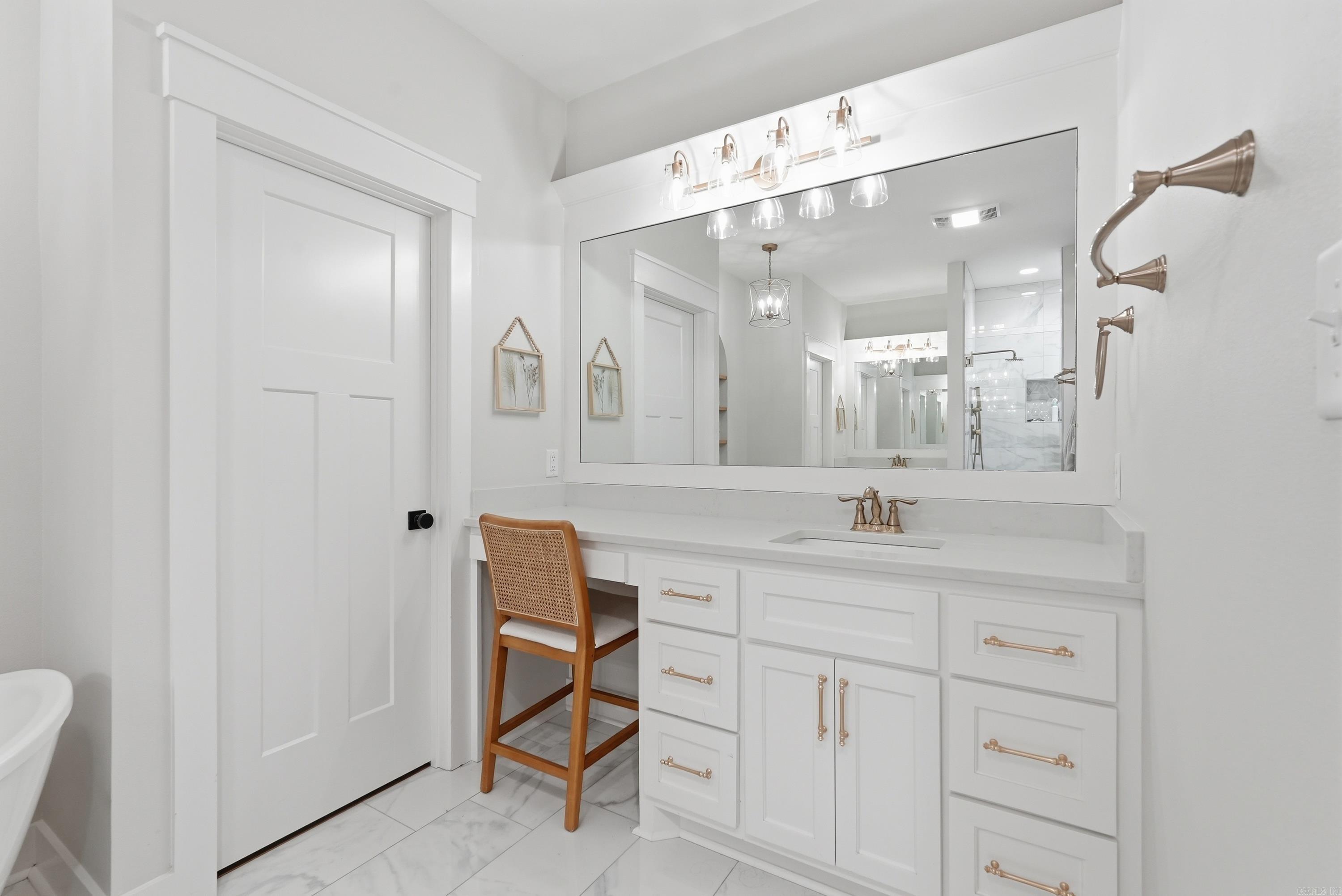 1750 Pearce Dr  Conway, AR