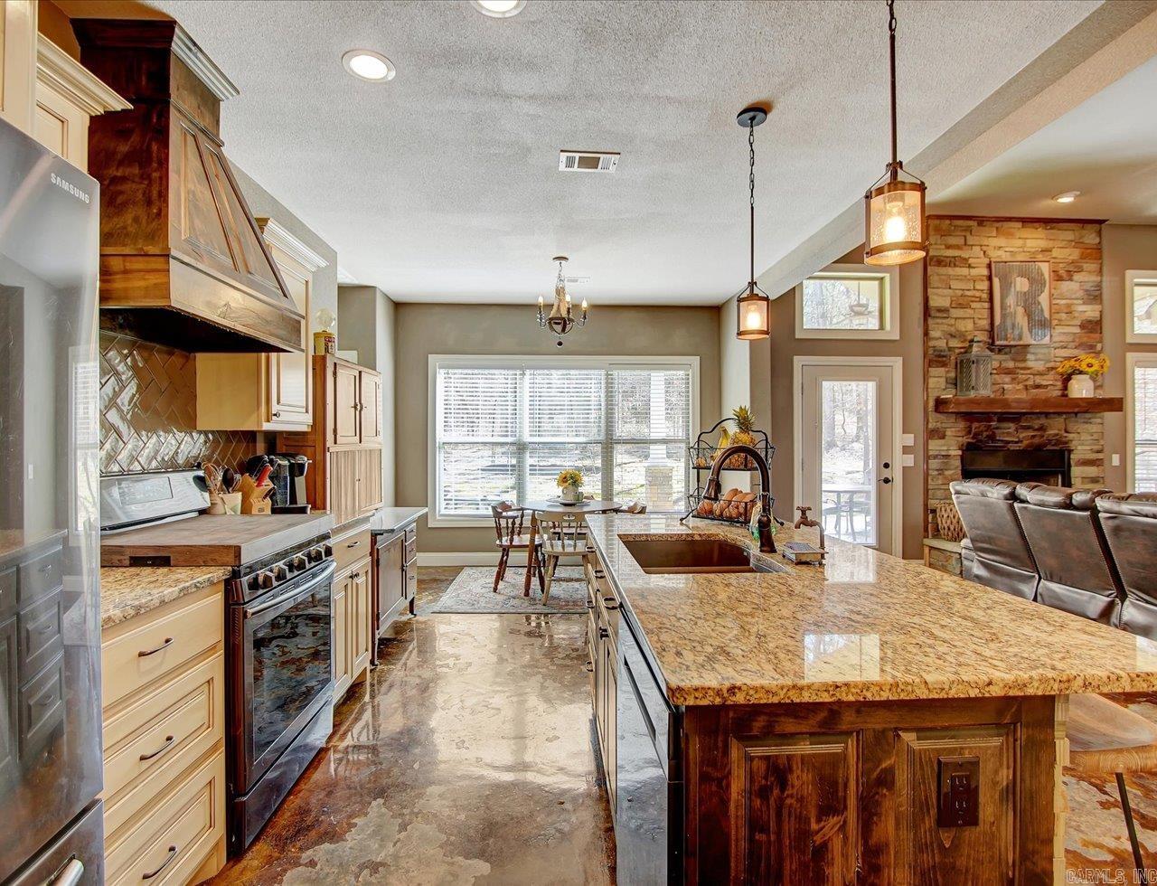 94 Murillo Way  Hot Springs Village, AR