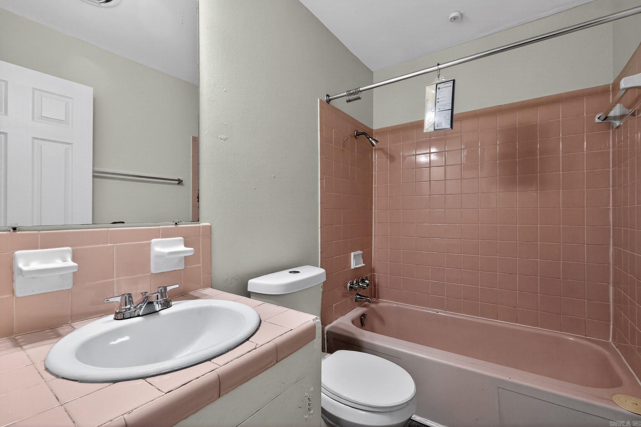 8400 Herrick  Little Rock, AR