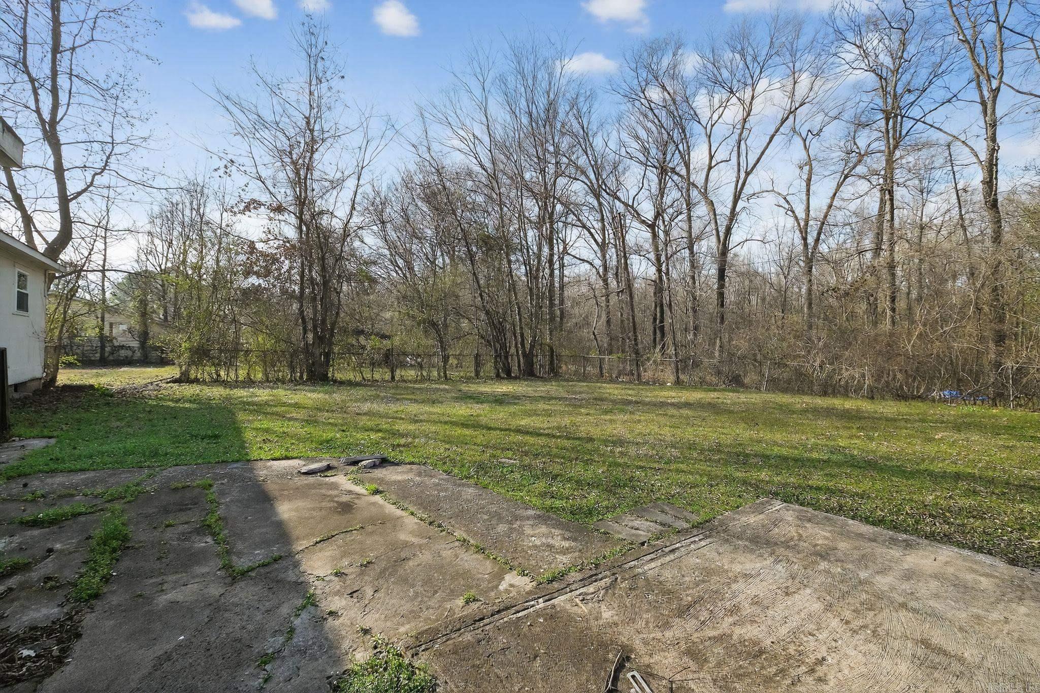 8400 Herrick  Little Rock, AR