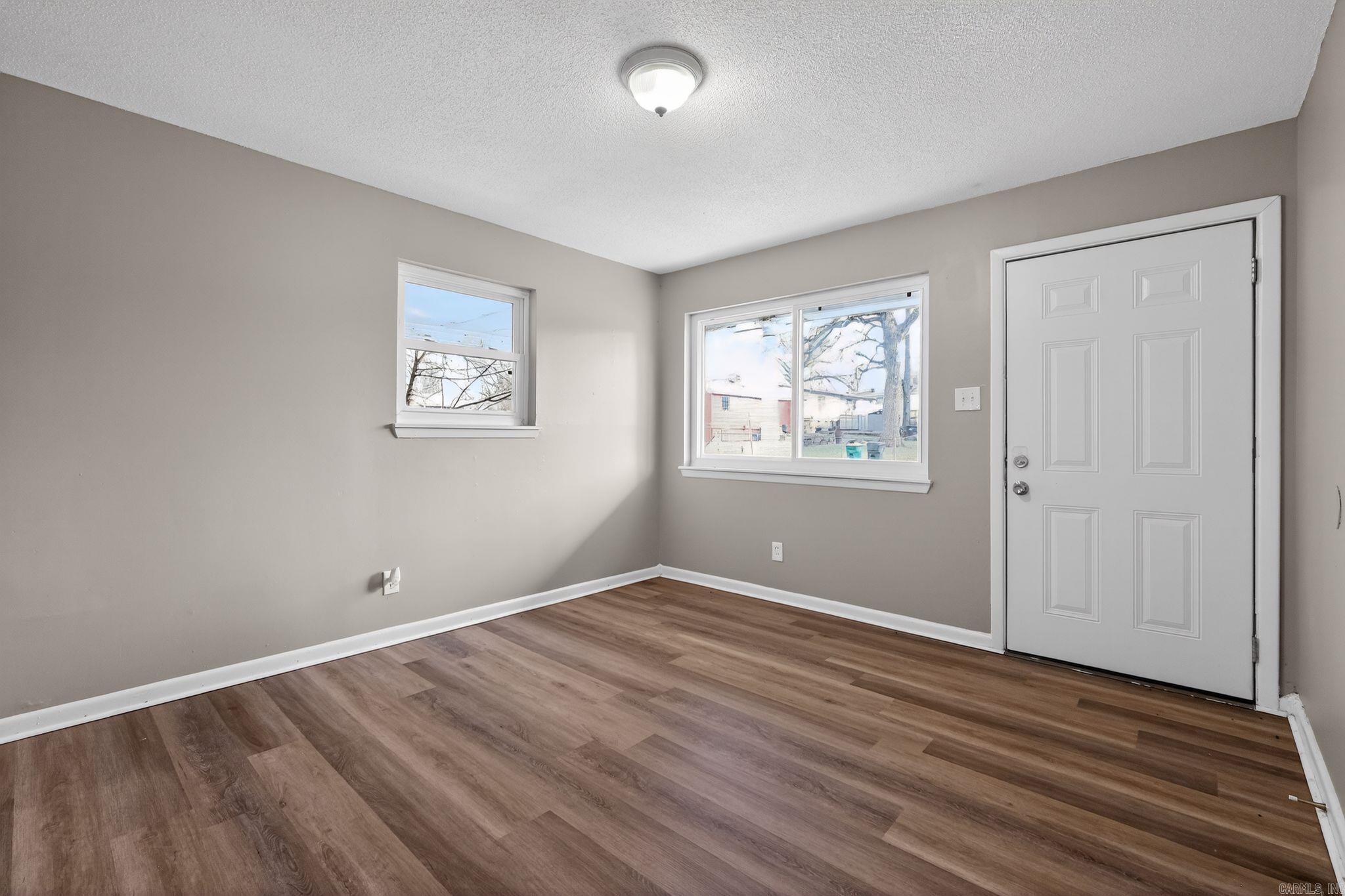 8400 Herrick  Little Rock, AR