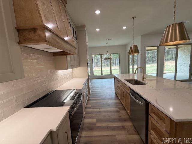 53 Ules Watson Drive Greenbrier, AR 72058