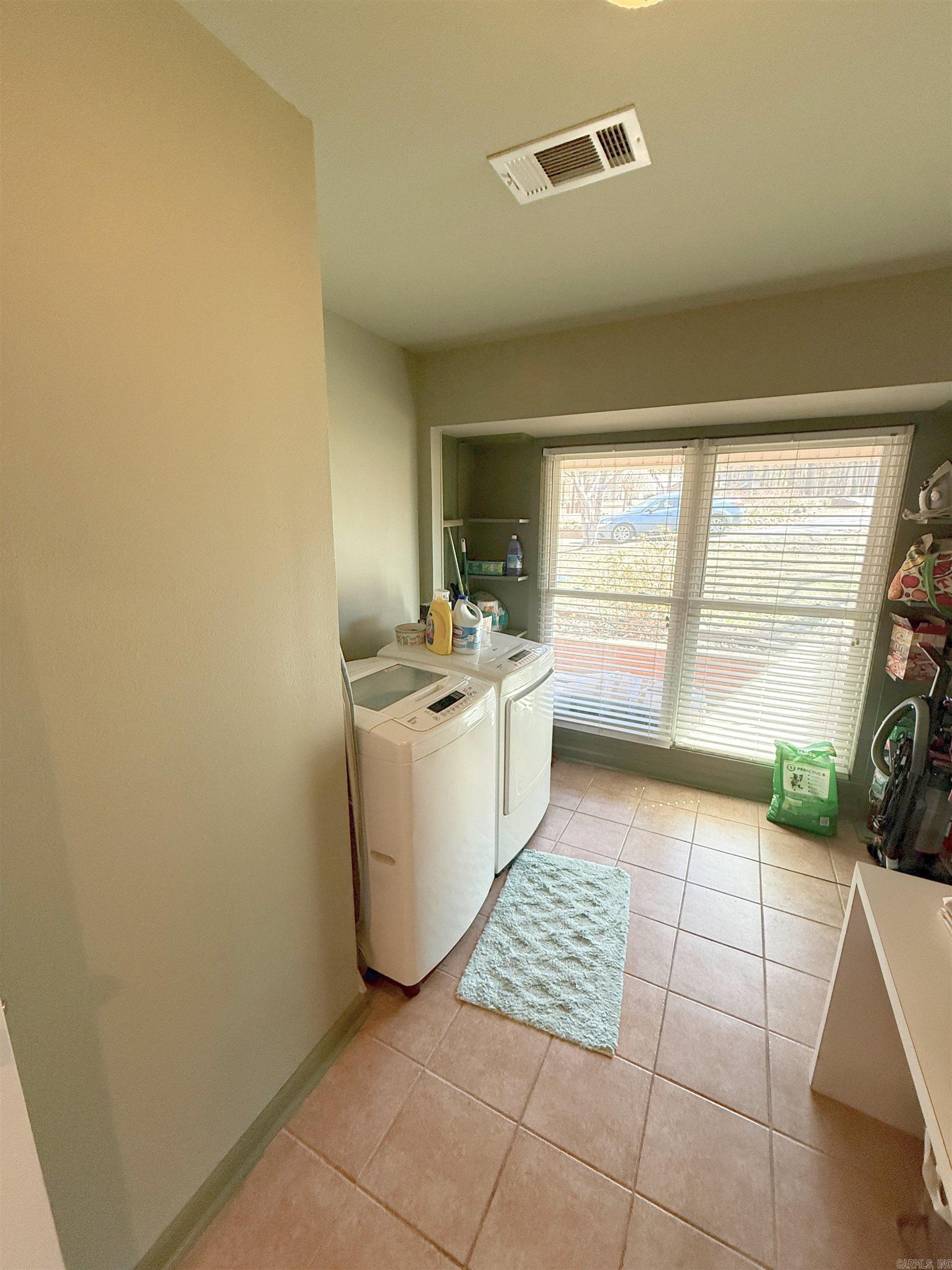 585 Narrows  Greers Ferry, AR