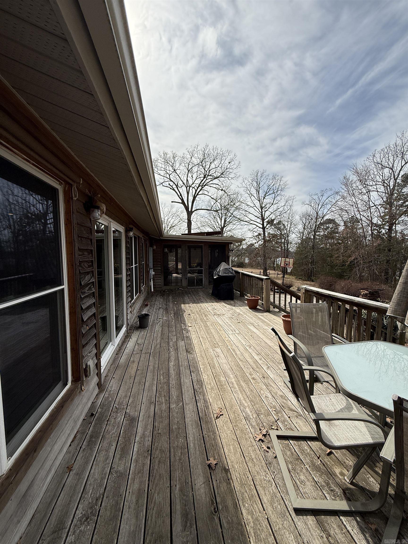585 Narrows  Greers Ferry, AR