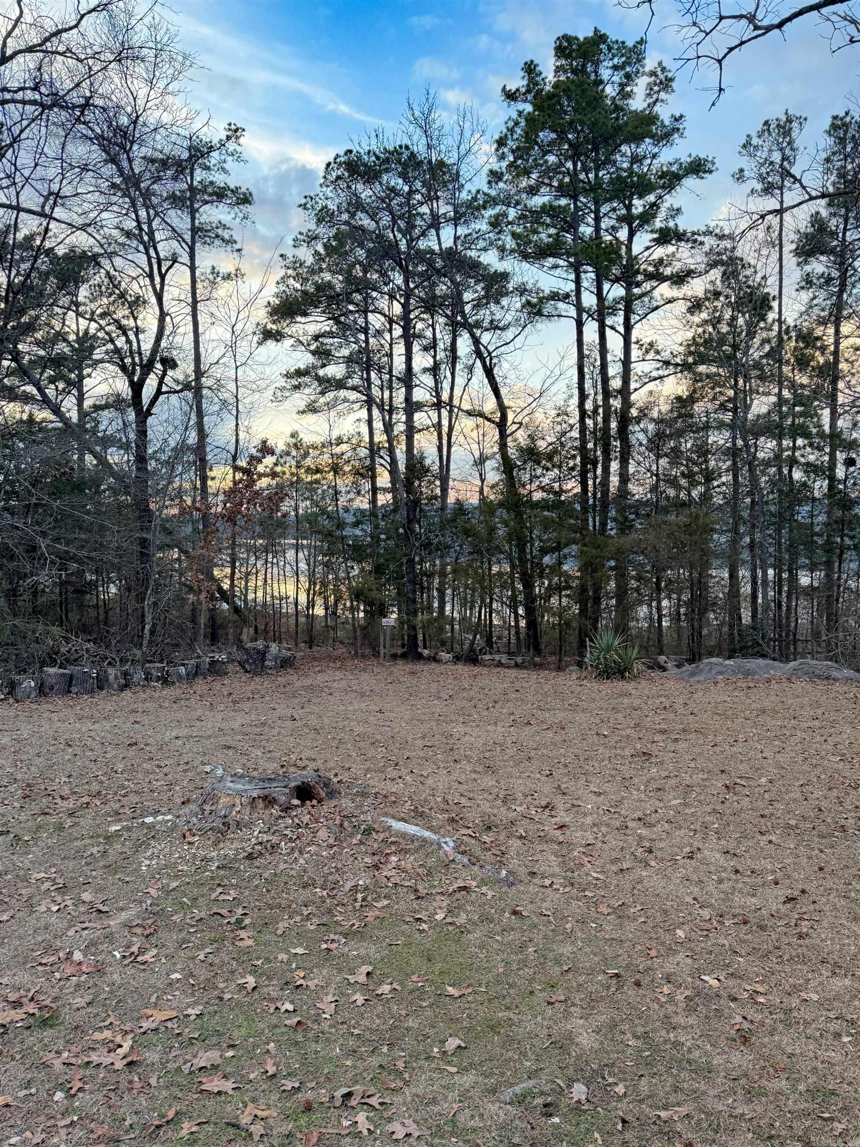 585 Narrows  Greers Ferry, AR