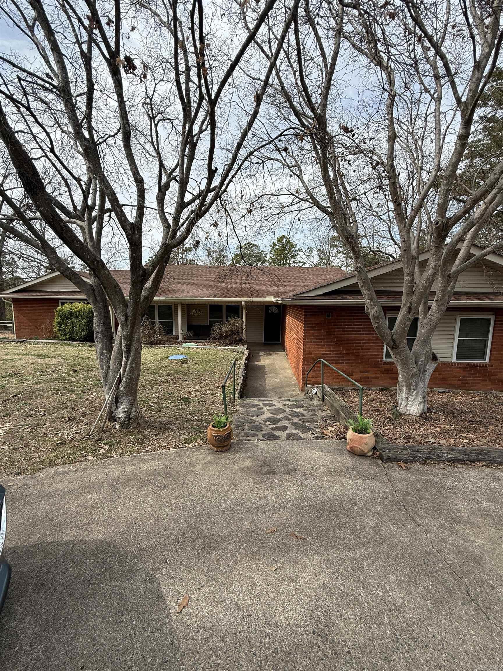 585 Narrows  Greers Ferry, AR