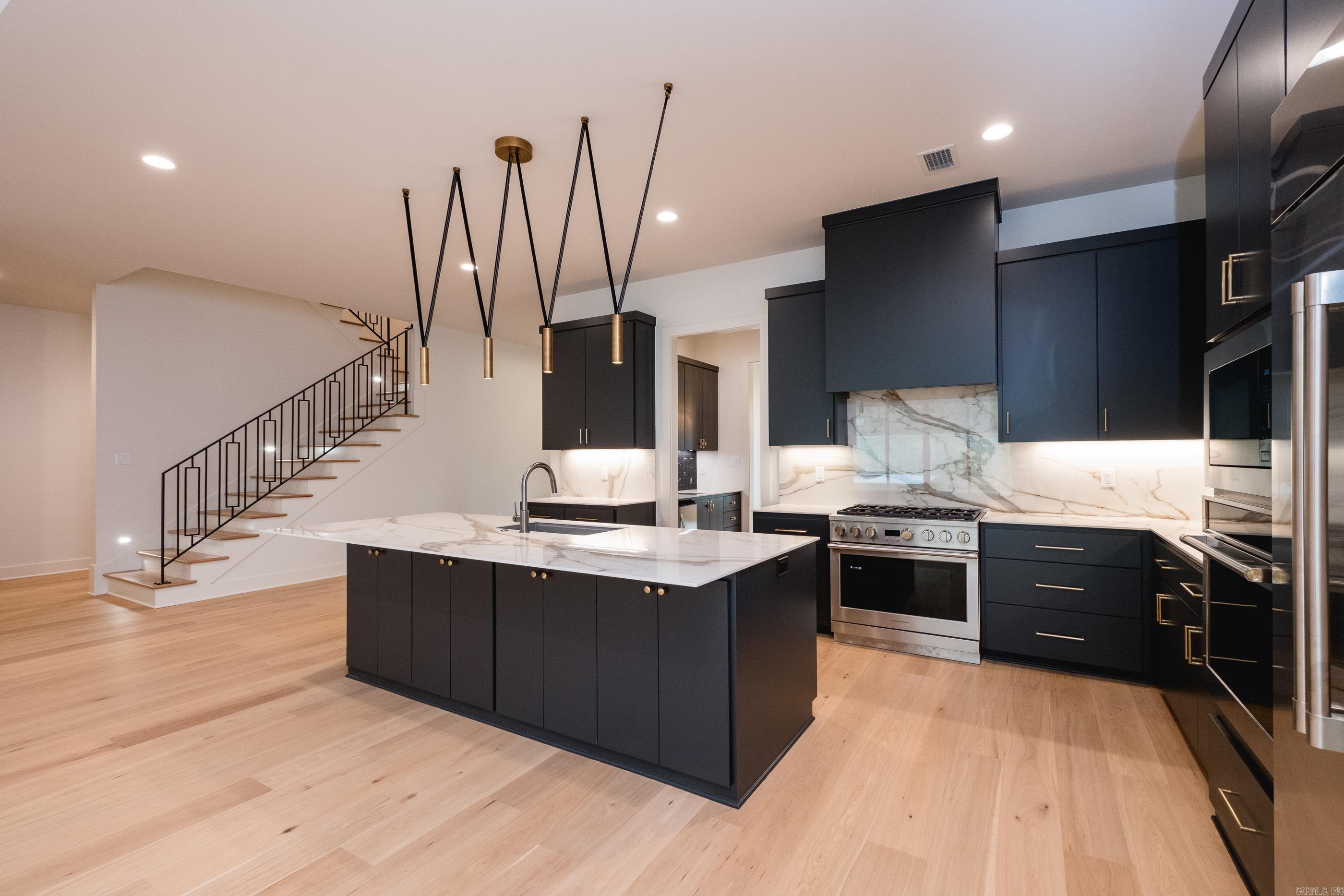 220 Abington Circle  Little Rock, AR