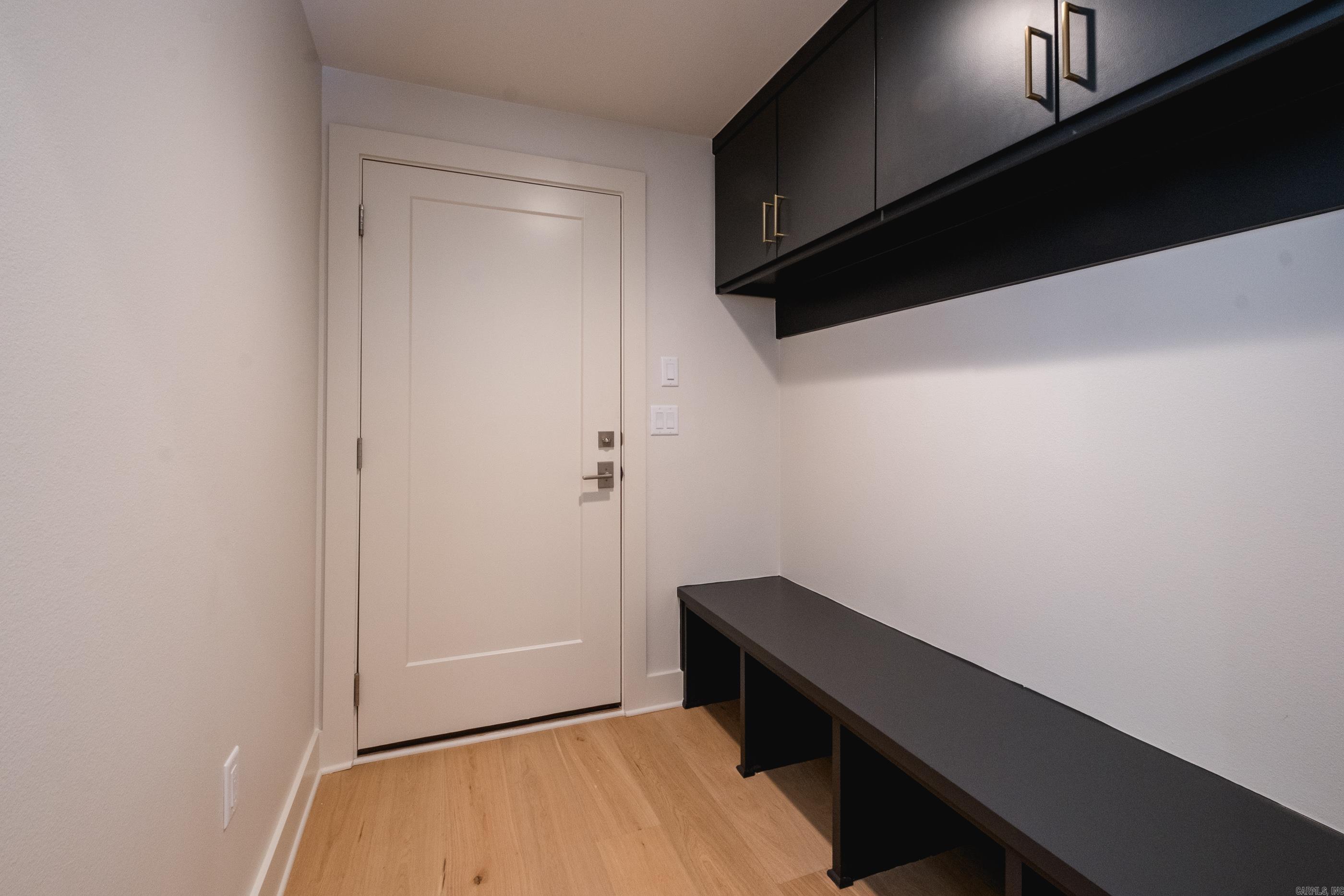 220 Abington Circle  Little Rock, AR