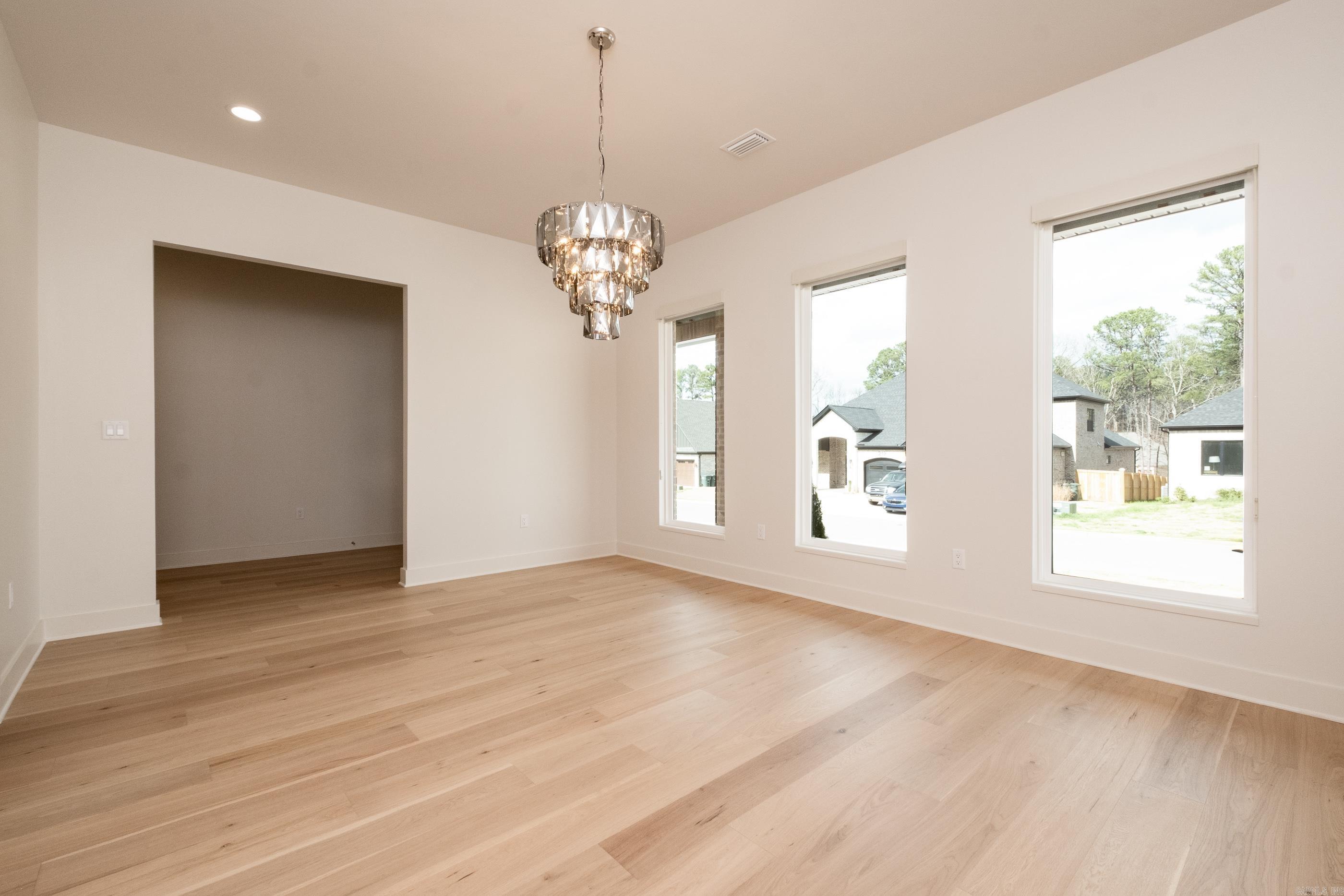 220 Abington Circle  Little Rock, AR