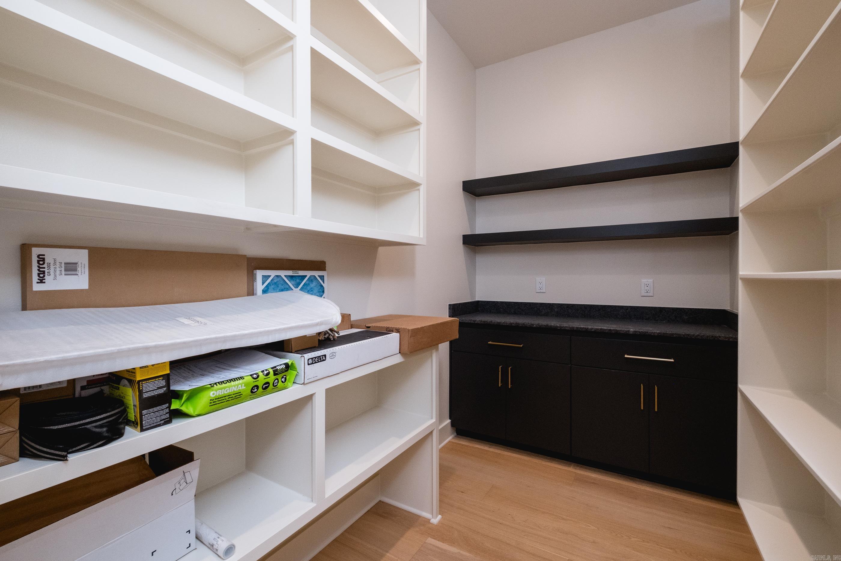 220 Abington Circle  Little Rock, AR