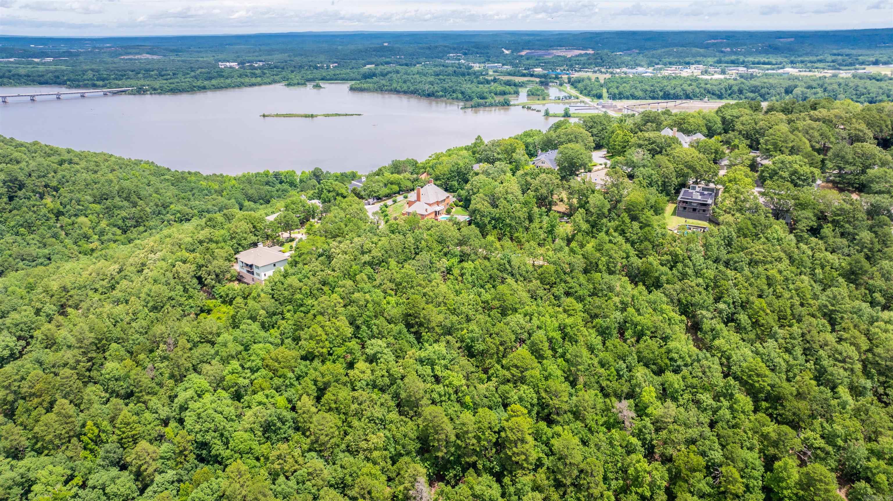 11 Vantage  Little Rock, AR