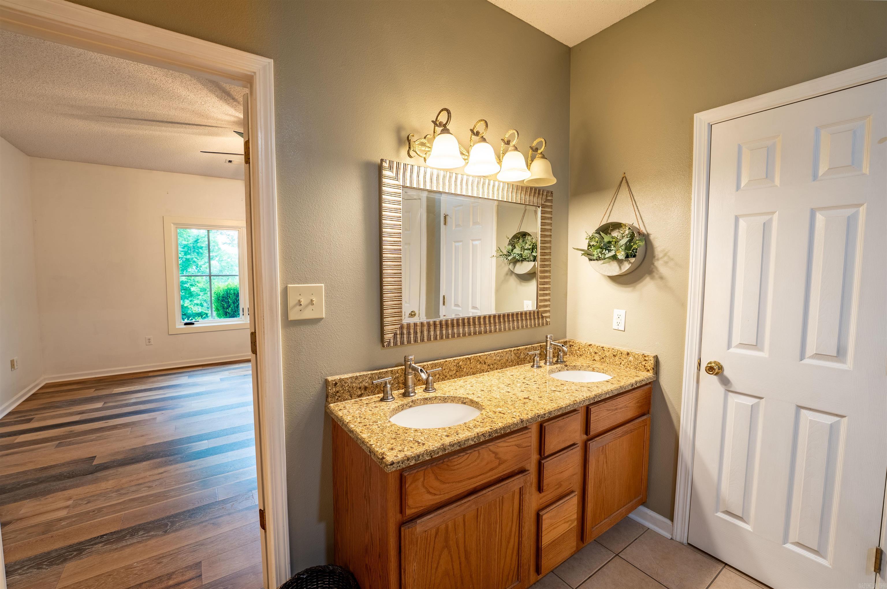 44 Bald Eagle  Paron, AR