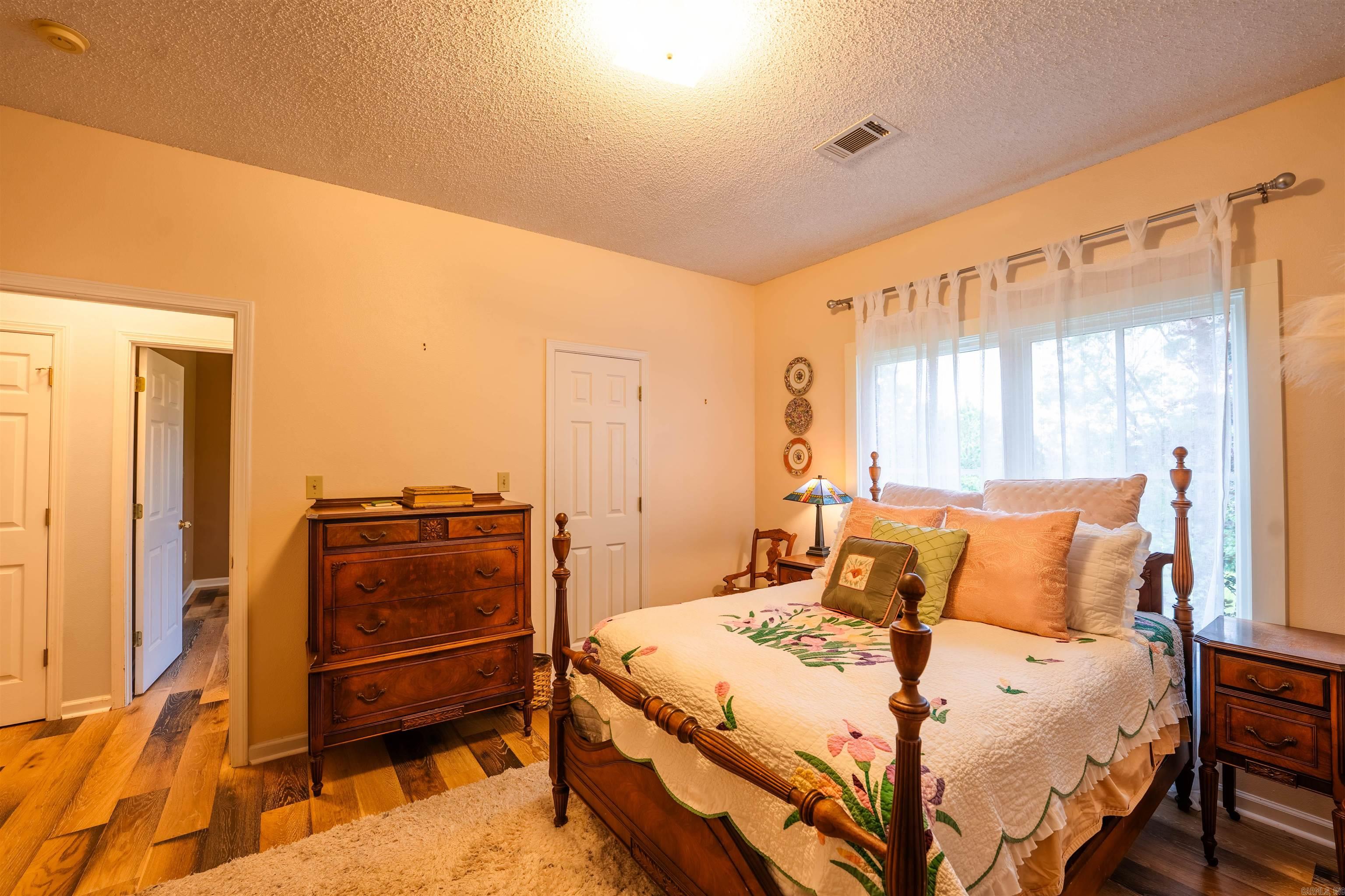 44 Bald Eagle  Paron, AR