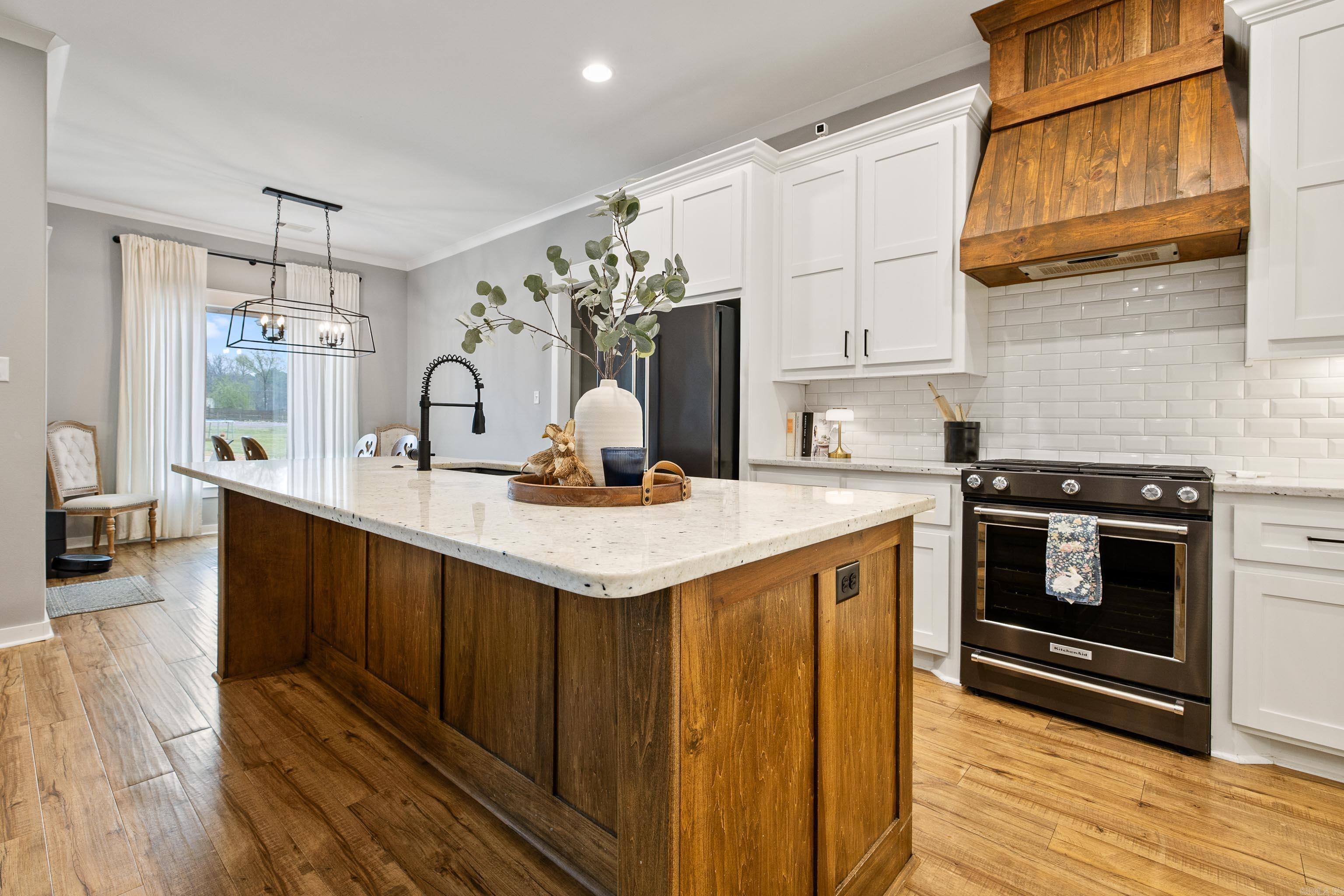 10118 Sanibel  Alexander, AR