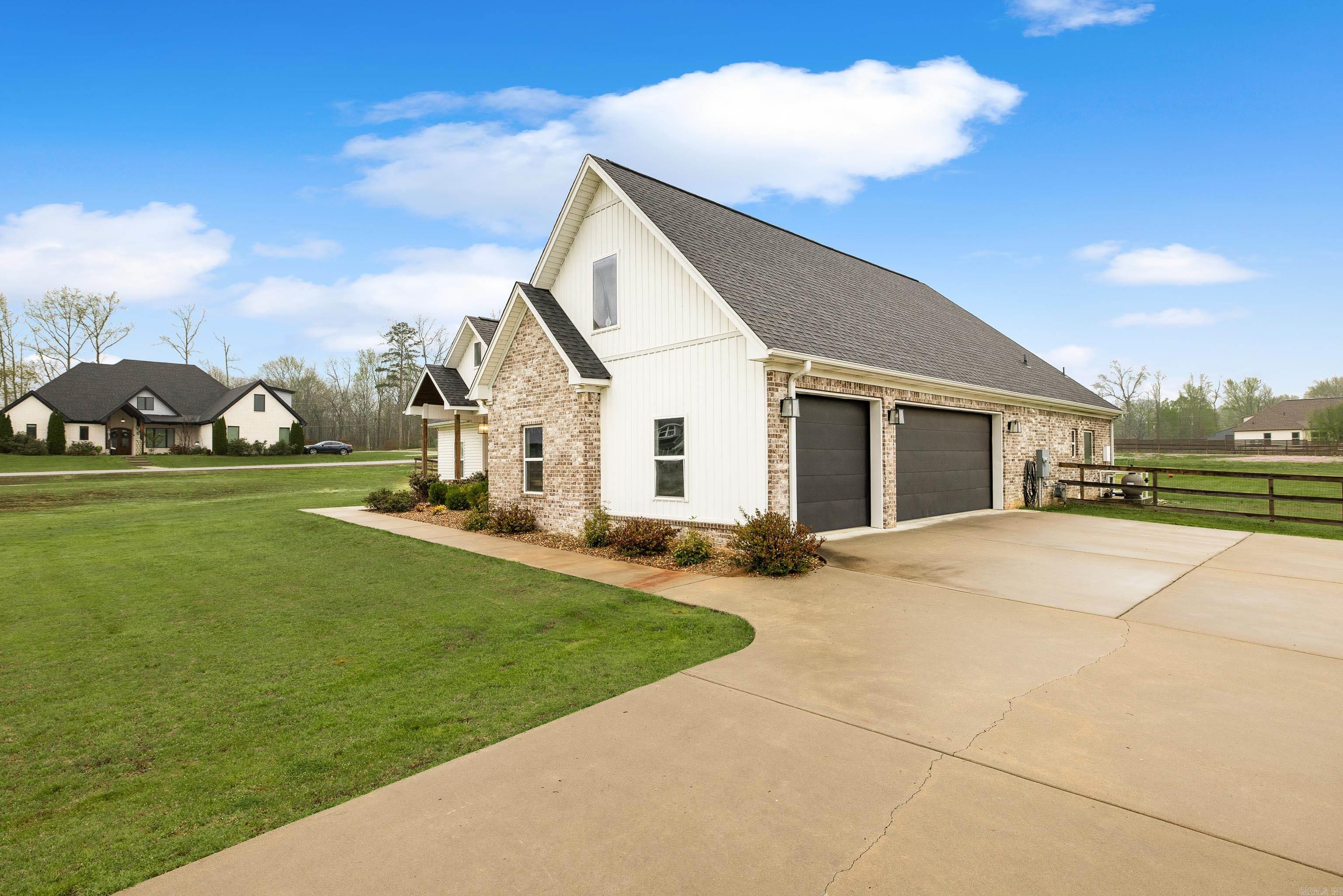 10118 Sanibel  Alexander, AR