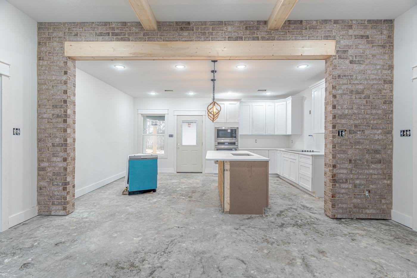 221 woodland trails  Bono, AR