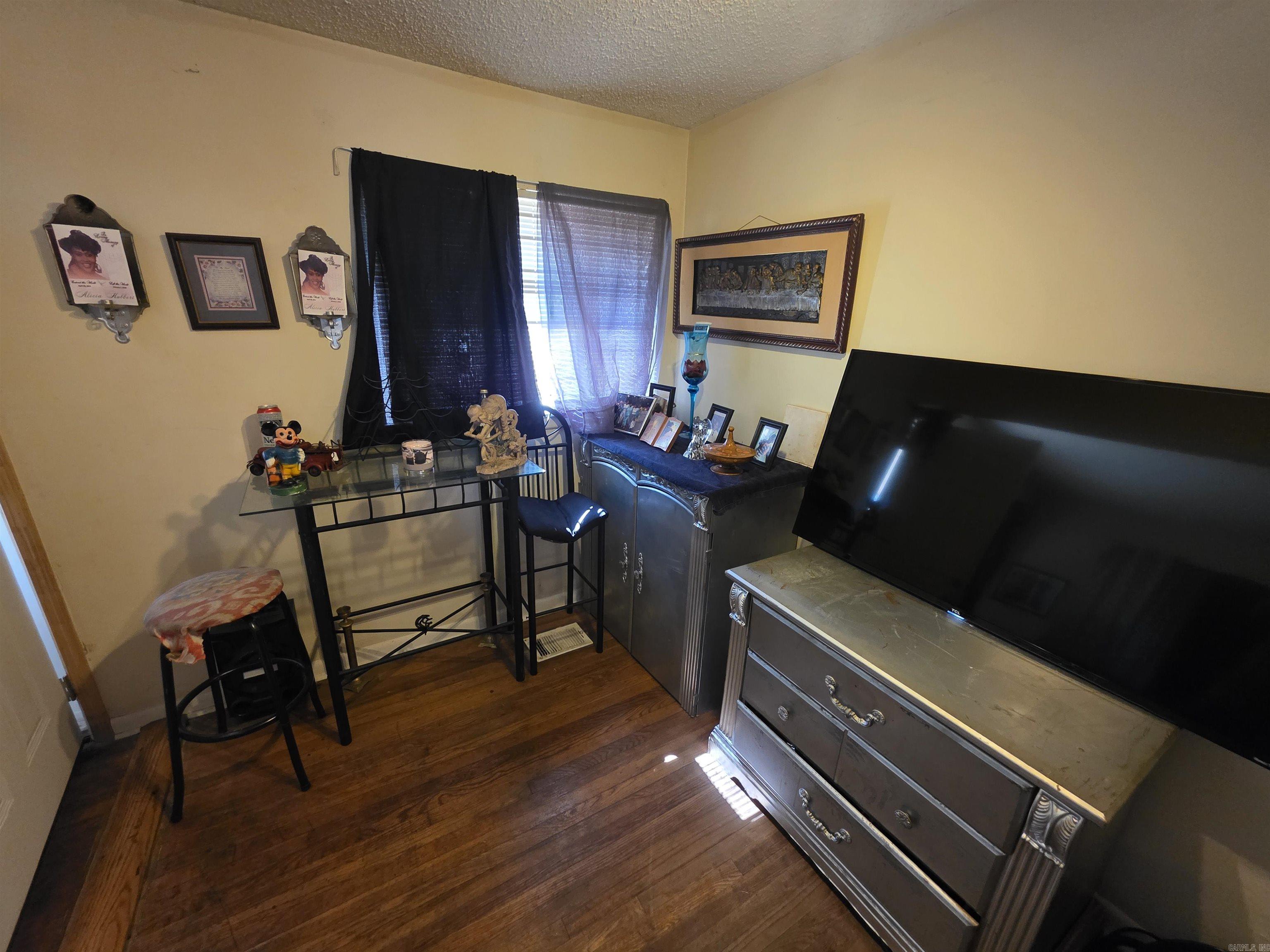 27 Barbara  Little Rock, AR