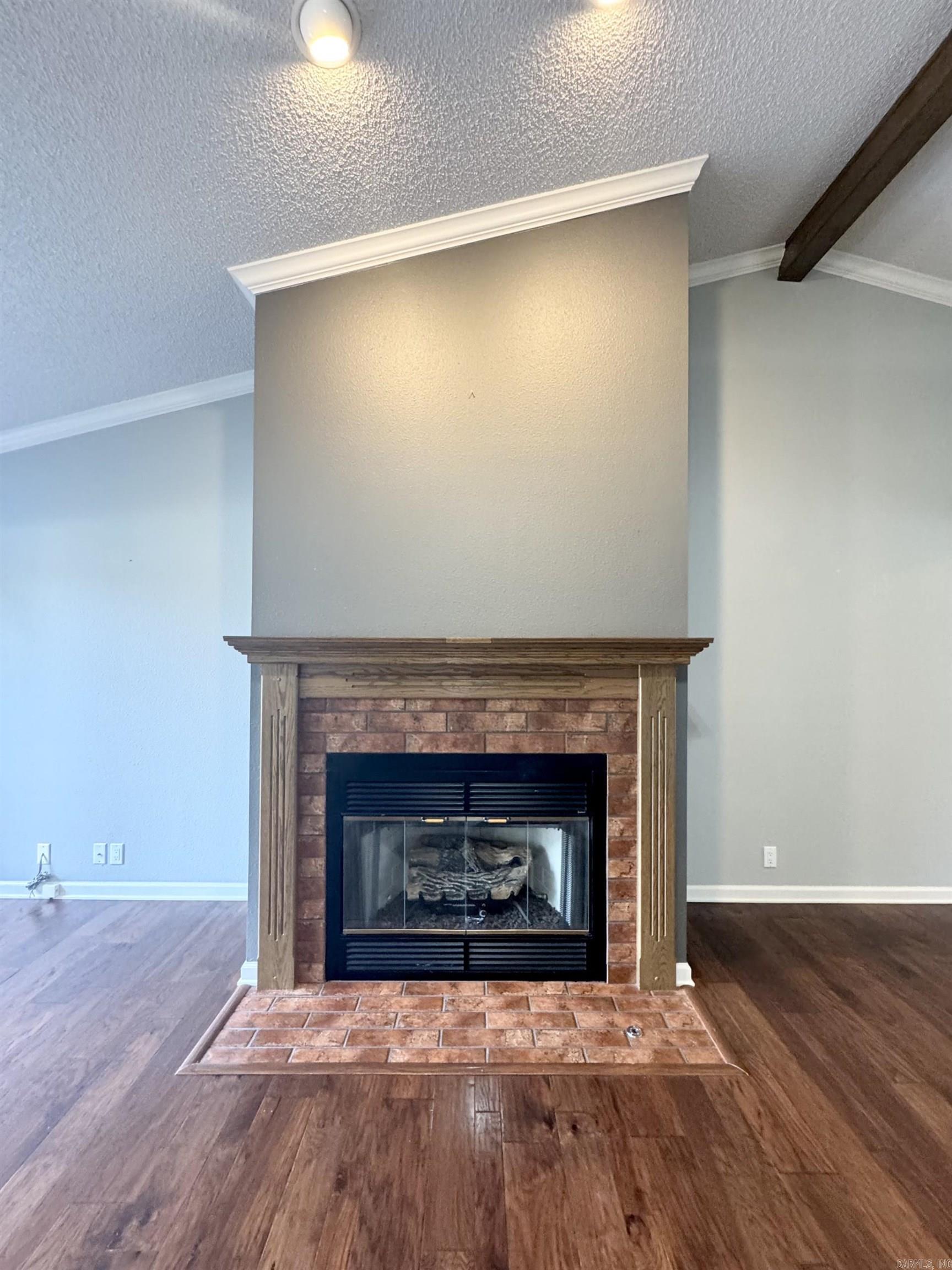 10 Magnifico  Hot Springs Village, AR