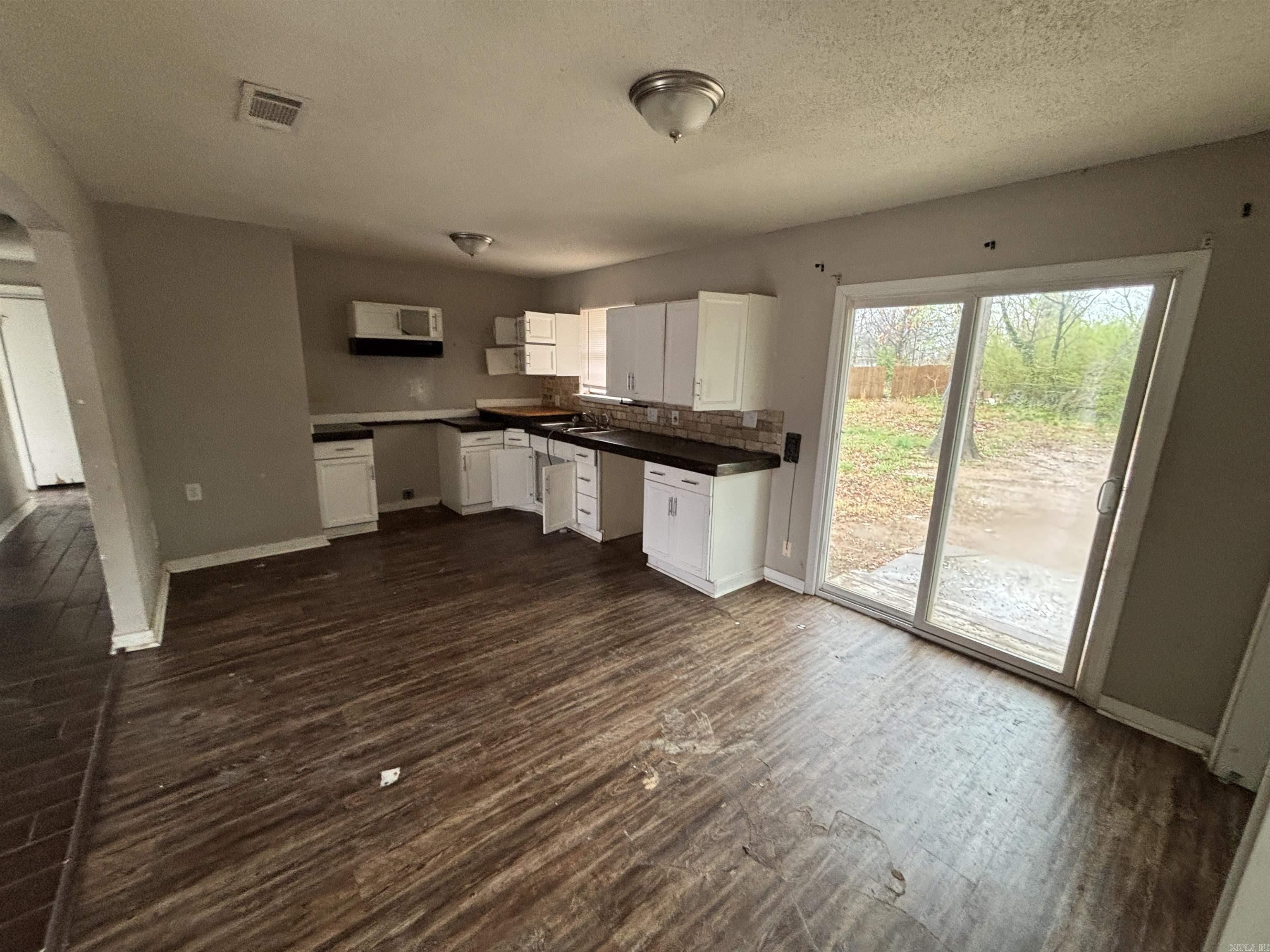 124 Karen  Jacksonville, AR