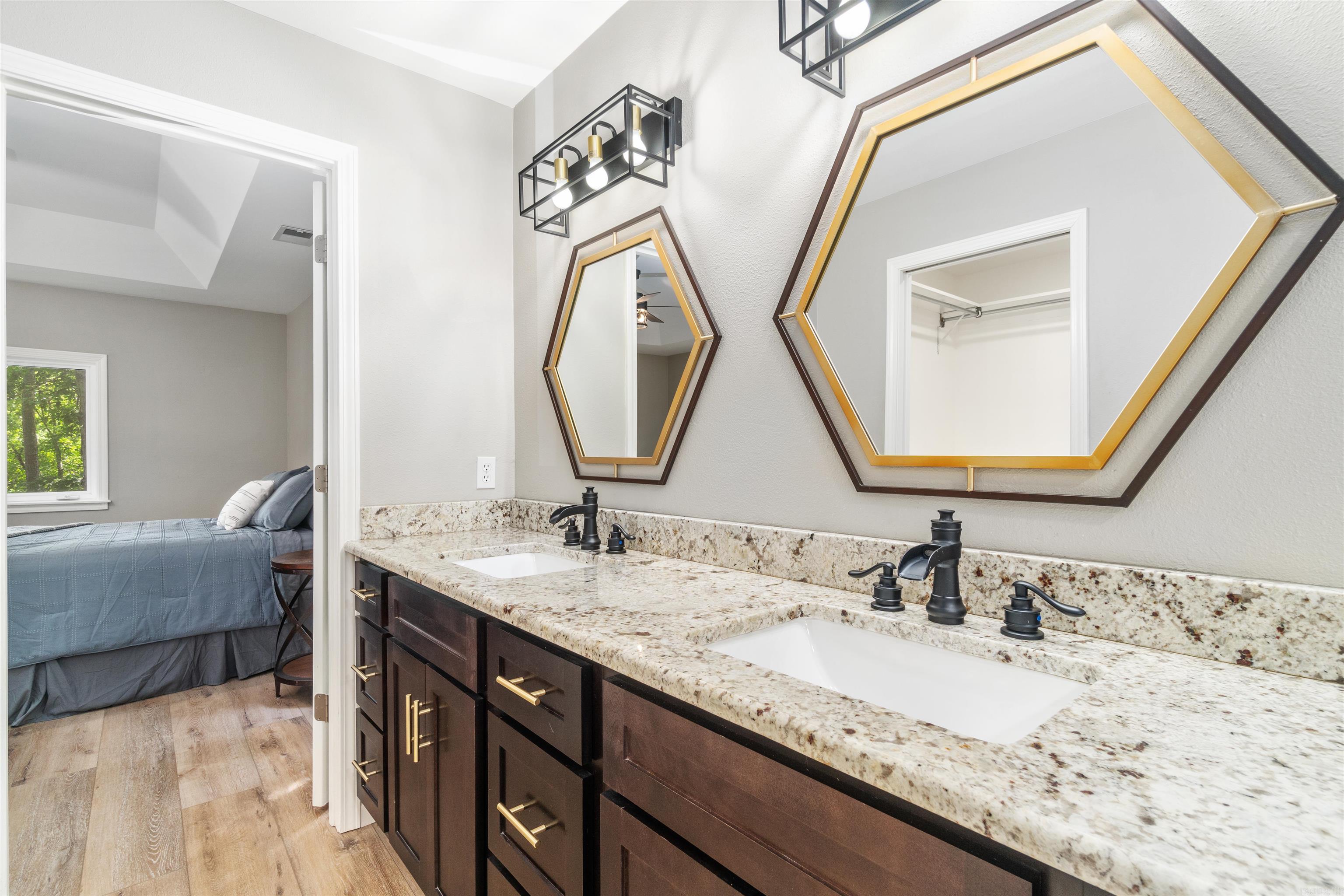 29 Ciento  Hot Springs Village, AR