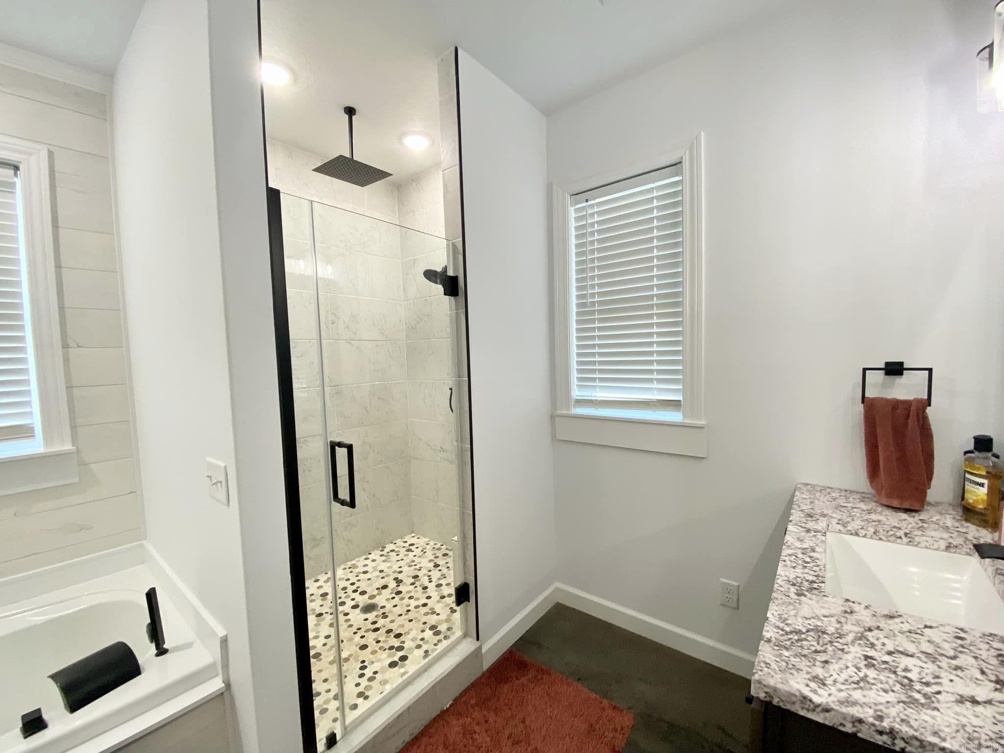 525 Harding Blvd  Mountain View, AR