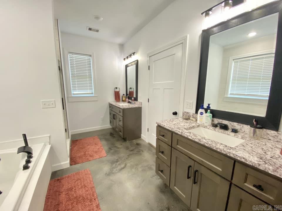 525 Harding Blvd  Mountain View, AR