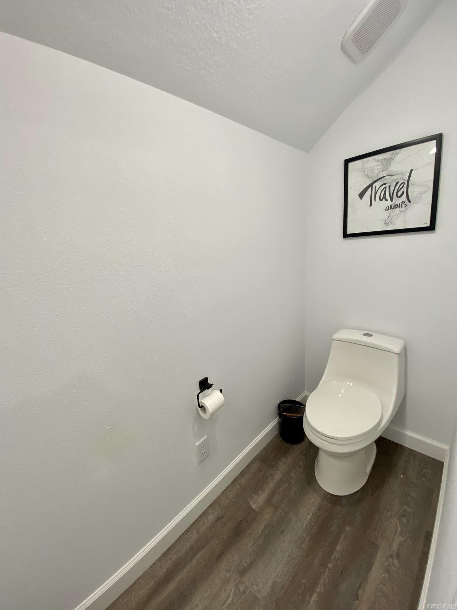 525 Harding Blvd  Mountain View, AR