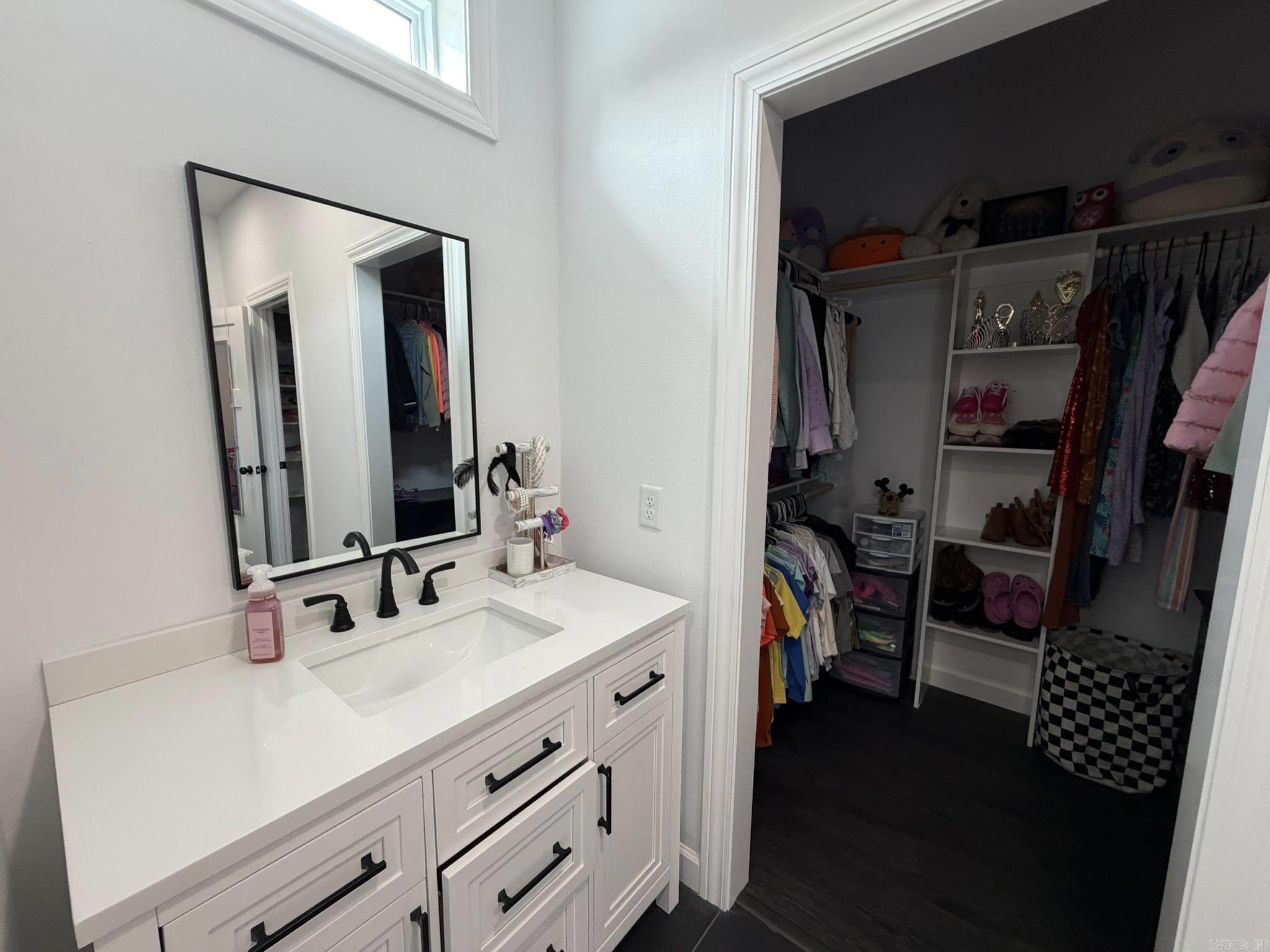 525 Harding Blvd  Mountain View, AR