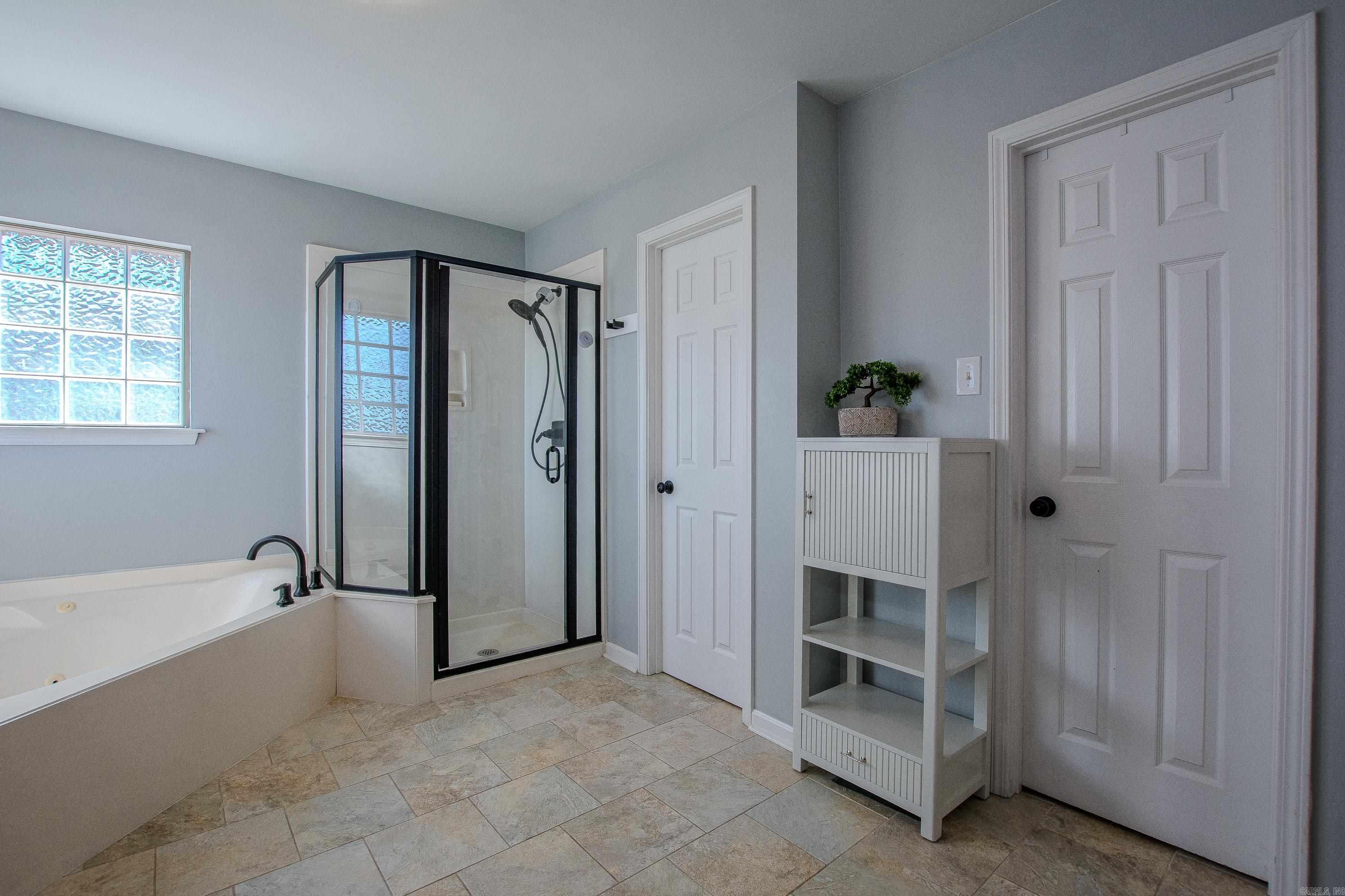 2015 Sawgrass Dr  Little Rock, AR