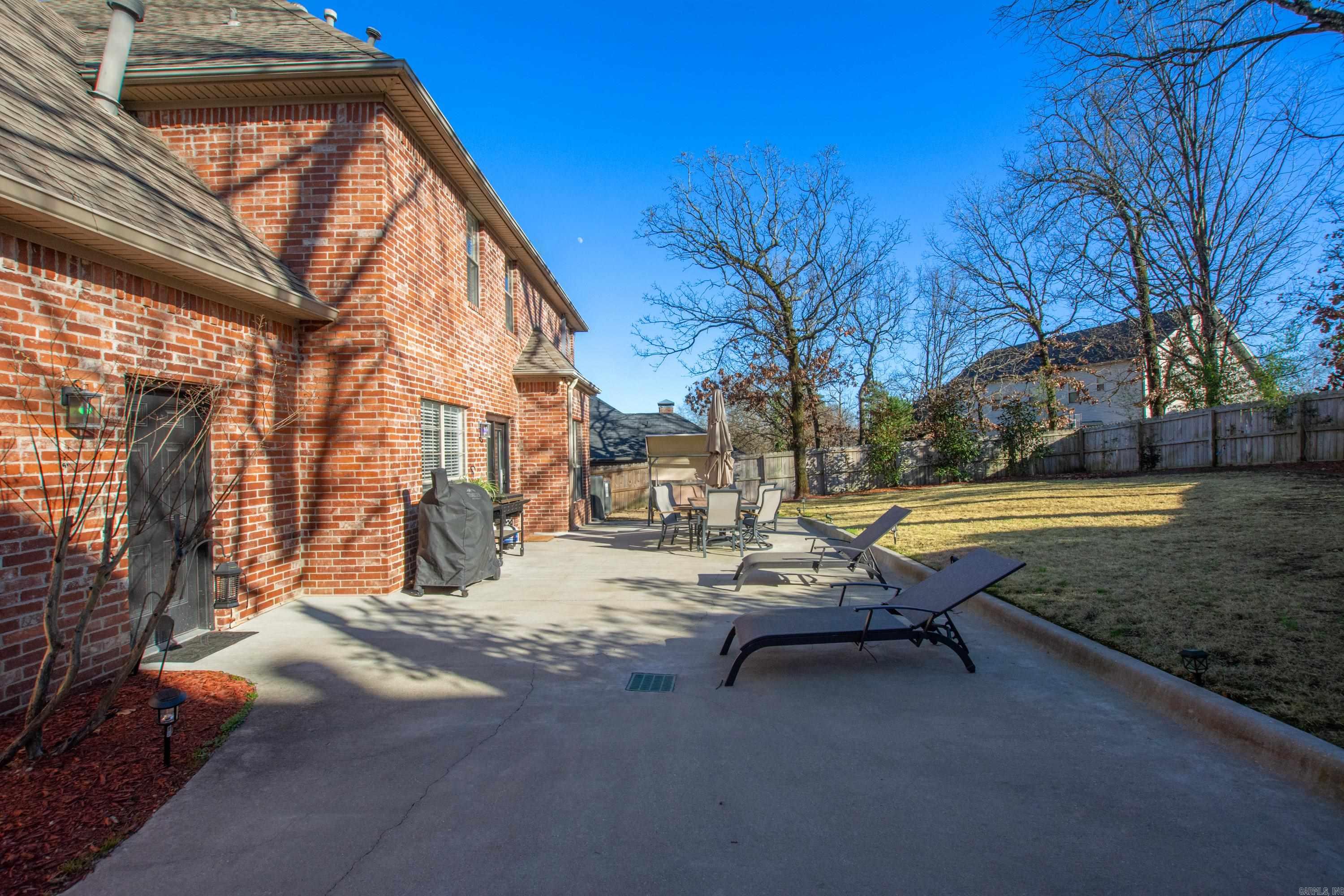 2015 Sawgrass Dr  Little Rock, AR