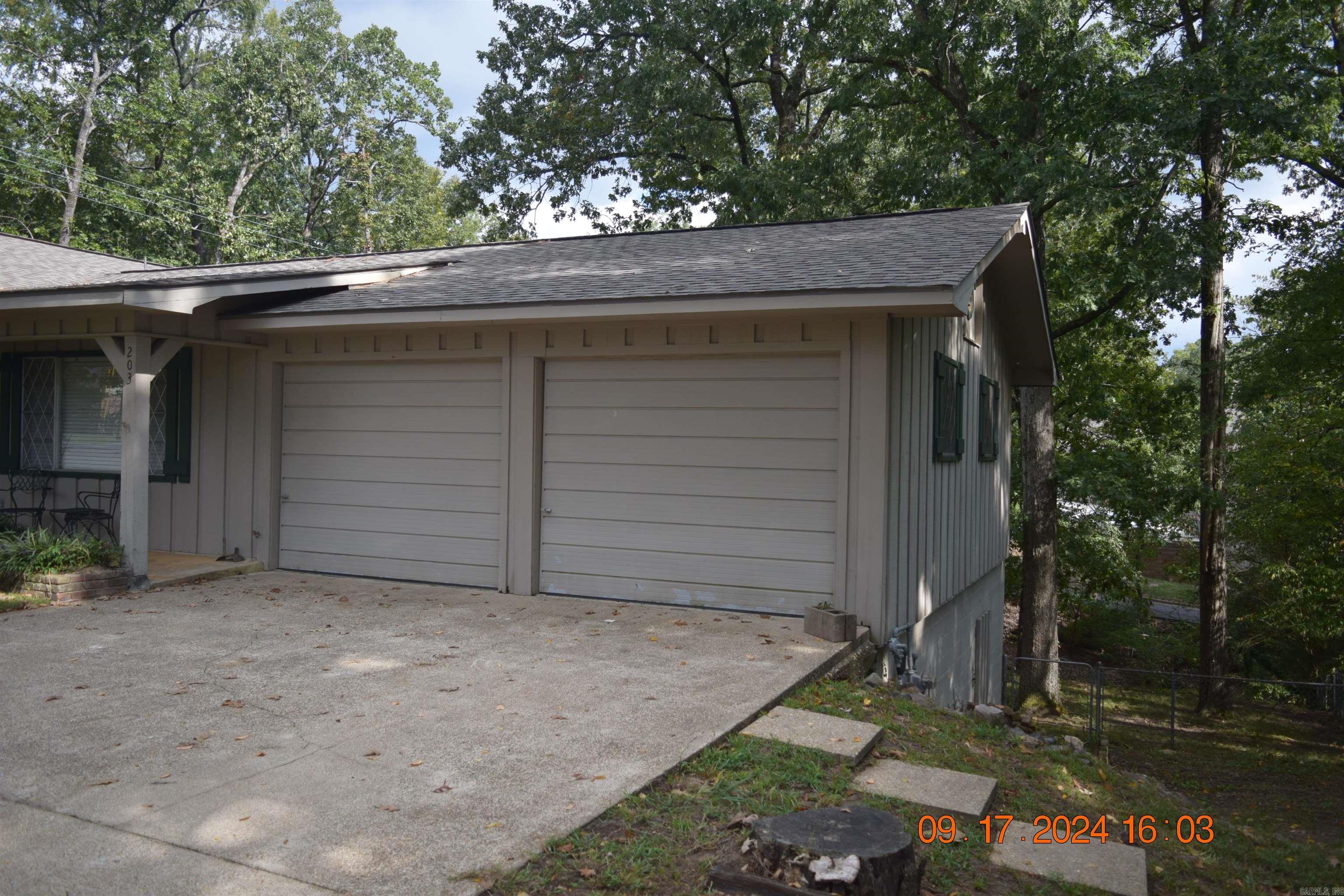 203 Halteria  Hot Springs, AR