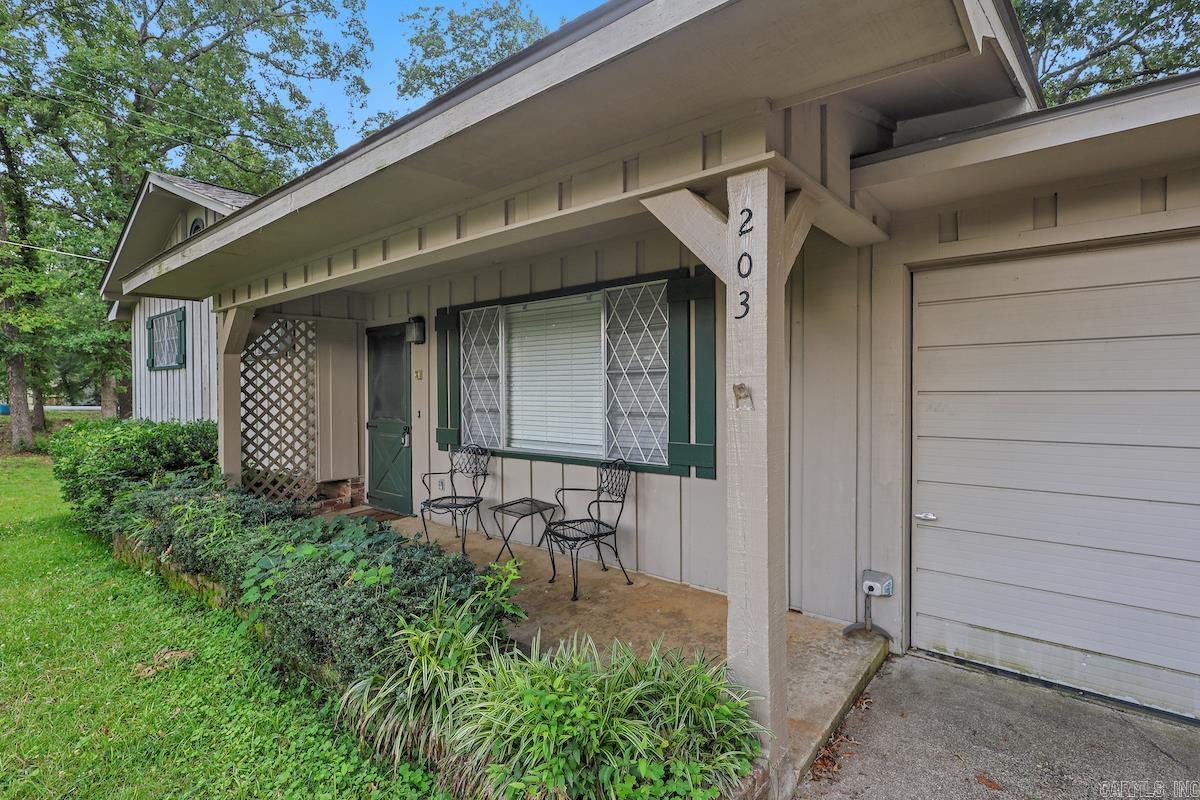 203 Halteria  Hot Springs, AR