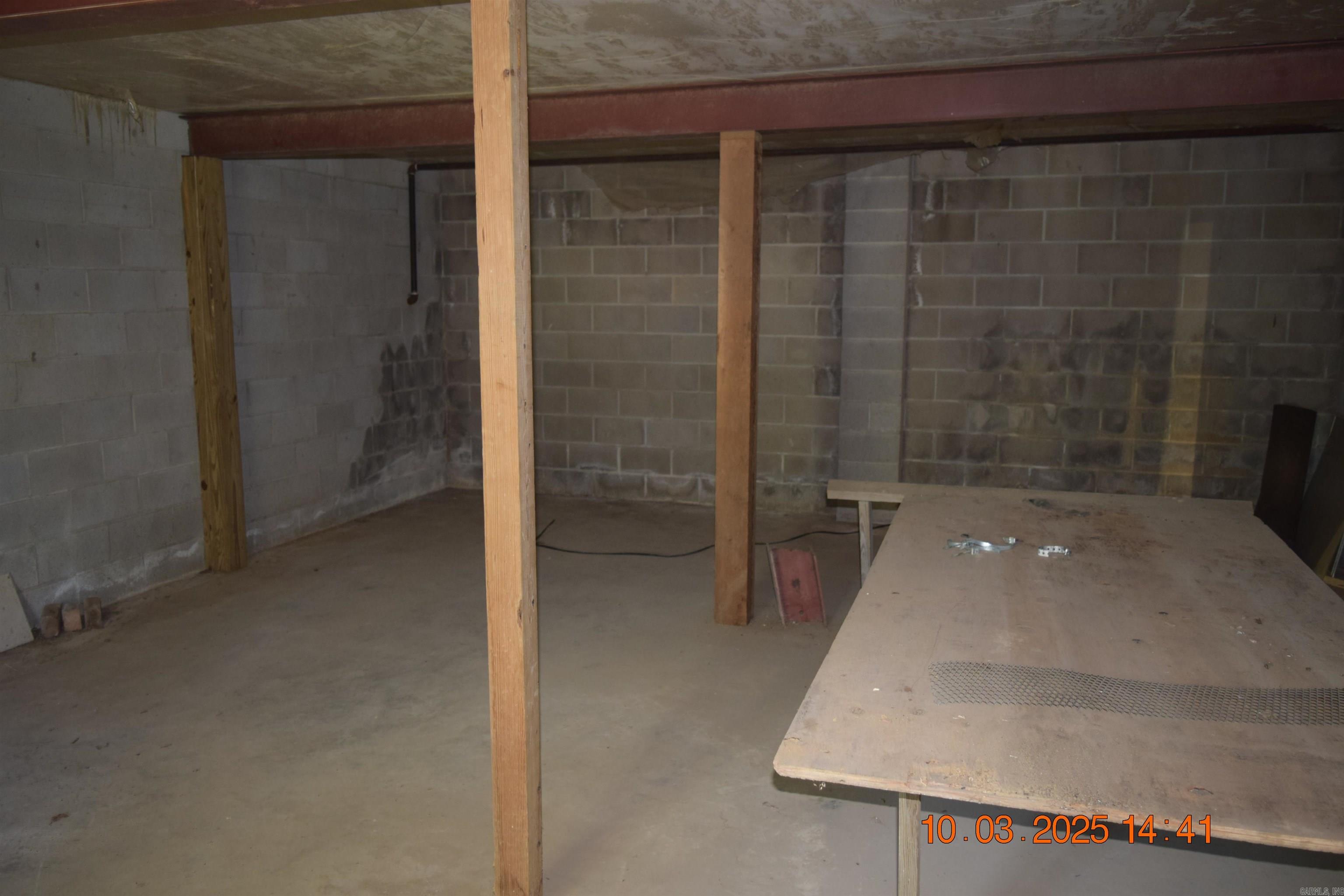 203 Halteria  Hot Springs, AR