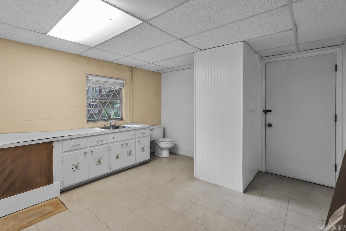 203 Halteria  Hot Springs, AR